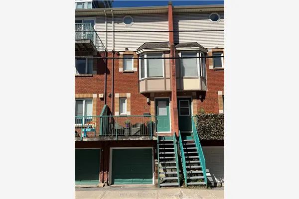 158 Forward Avenue