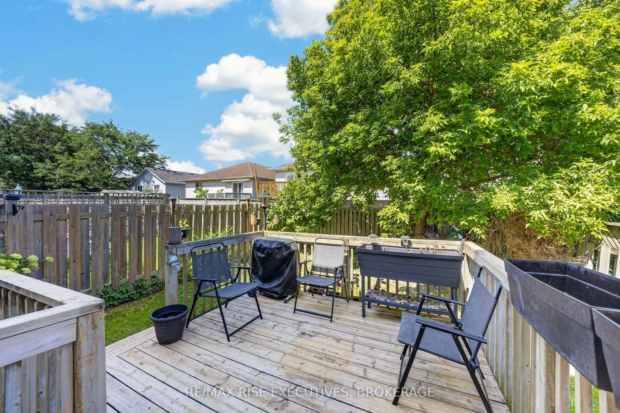 254 Ellesmeer Avenue