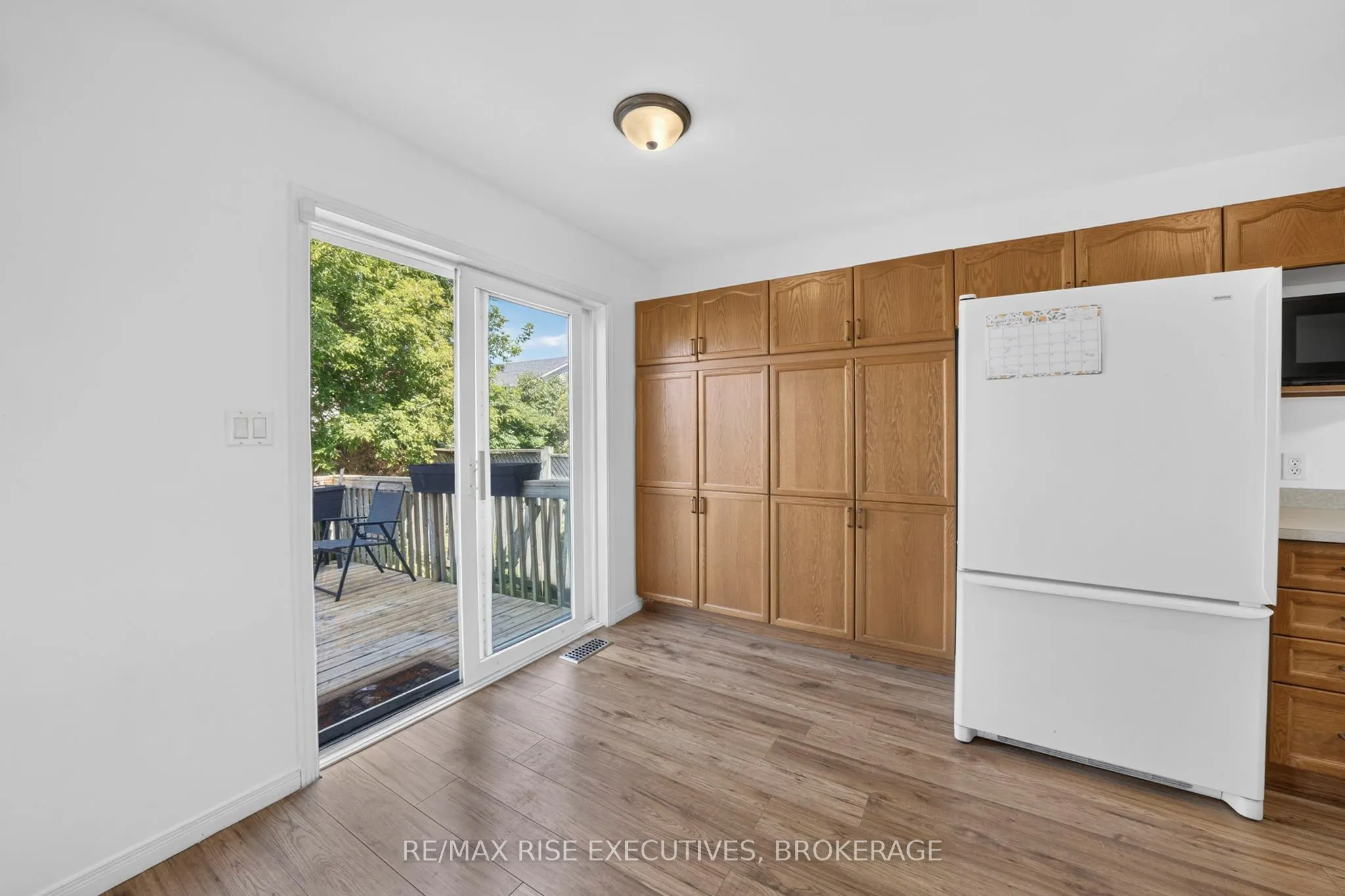 254 Ellesmeer Avenue