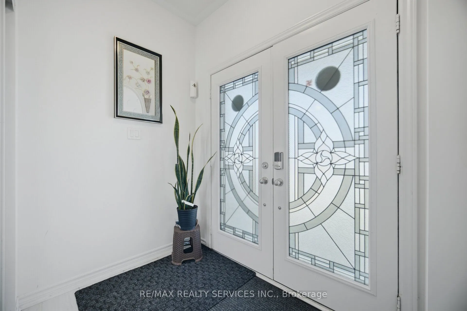 106 Seeley Avenue