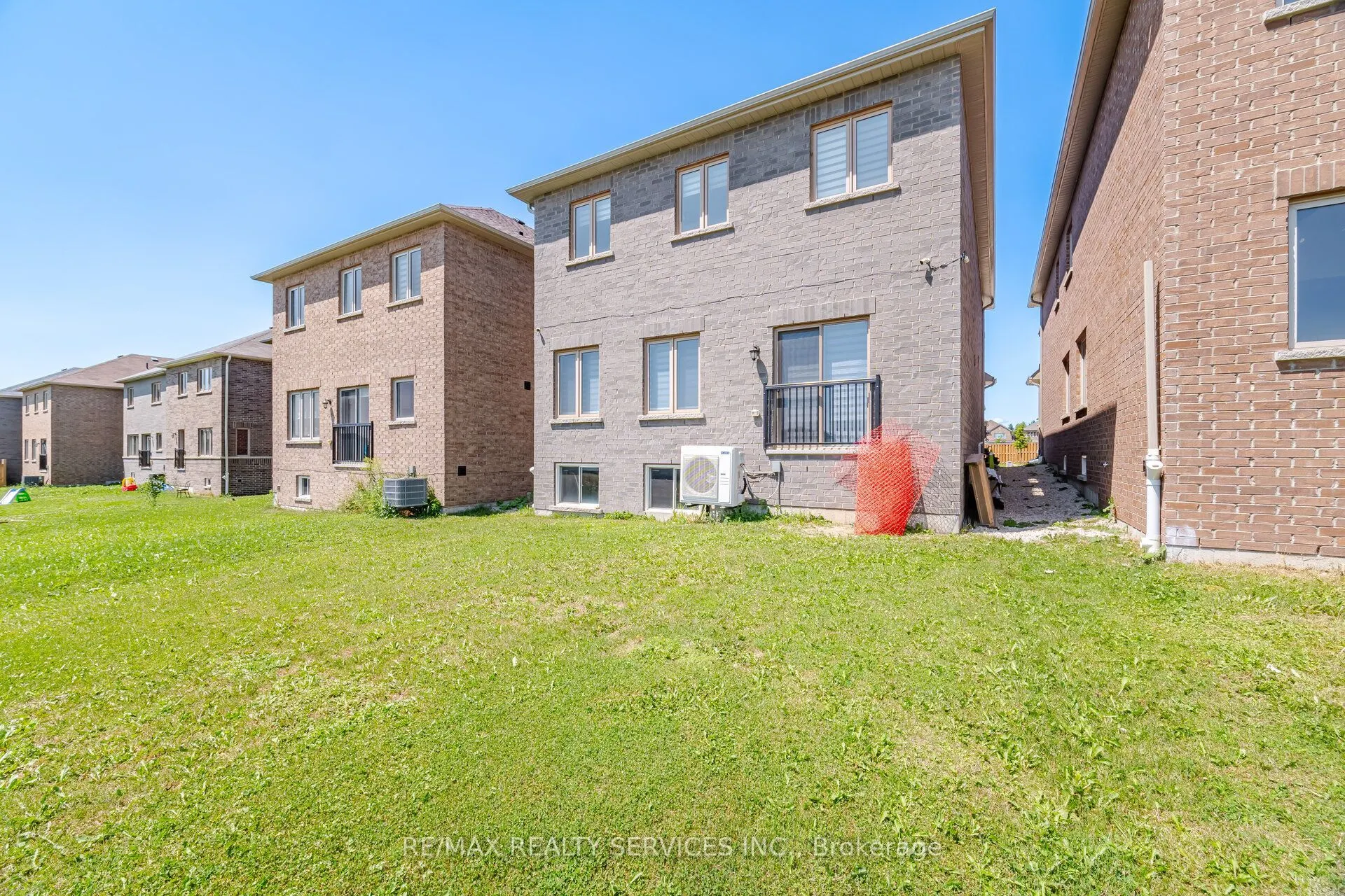 106 Seeley Avenue
