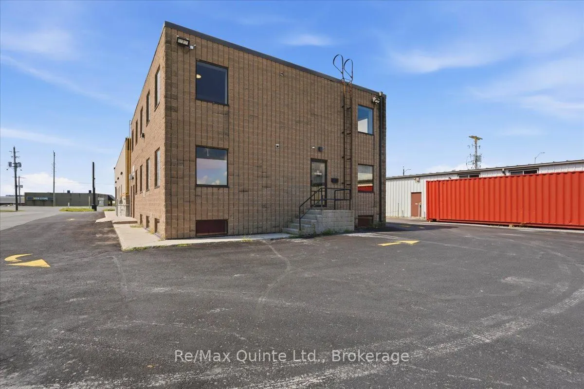 445 Centre Street N #B
