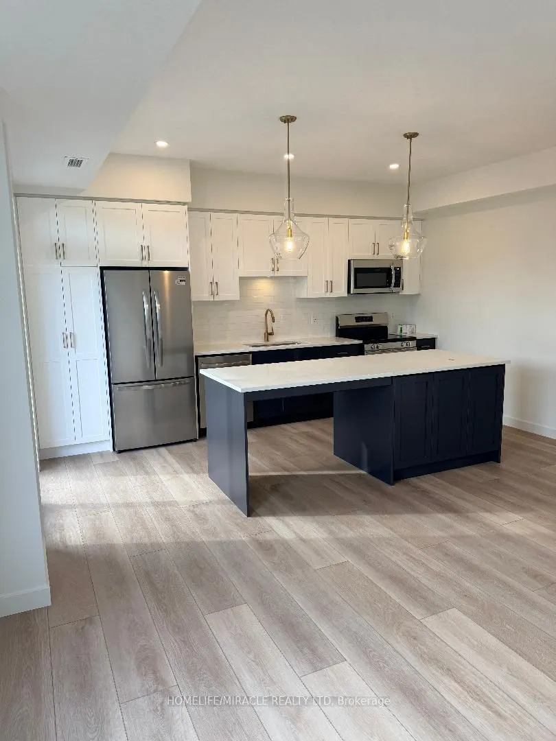 824 Woolwich Street #124
