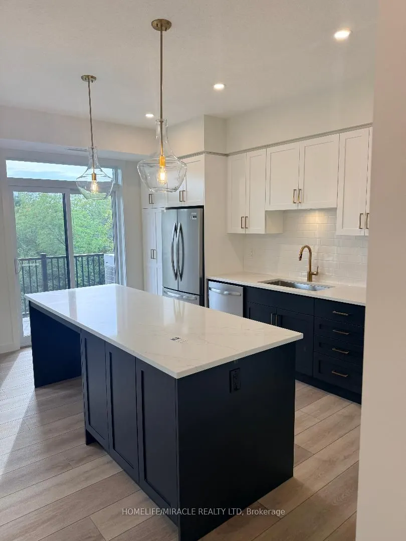 824 Woolwich Street #124