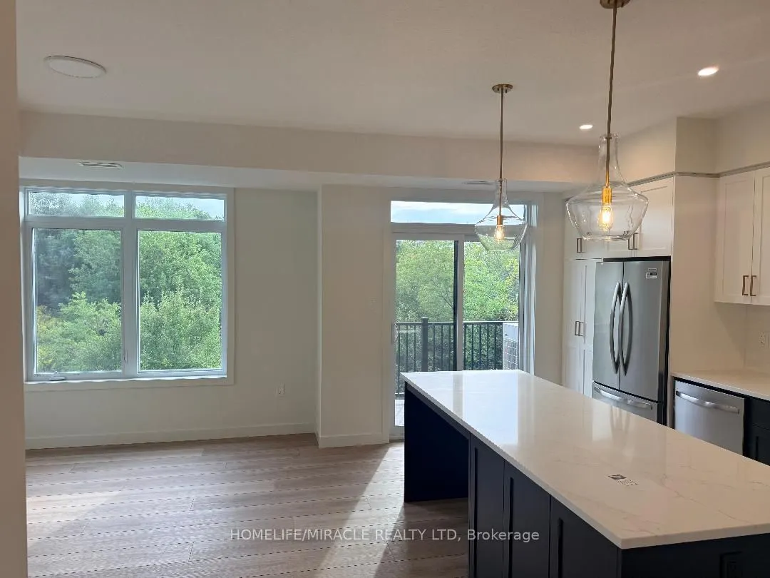 824 Woolwich Street #124