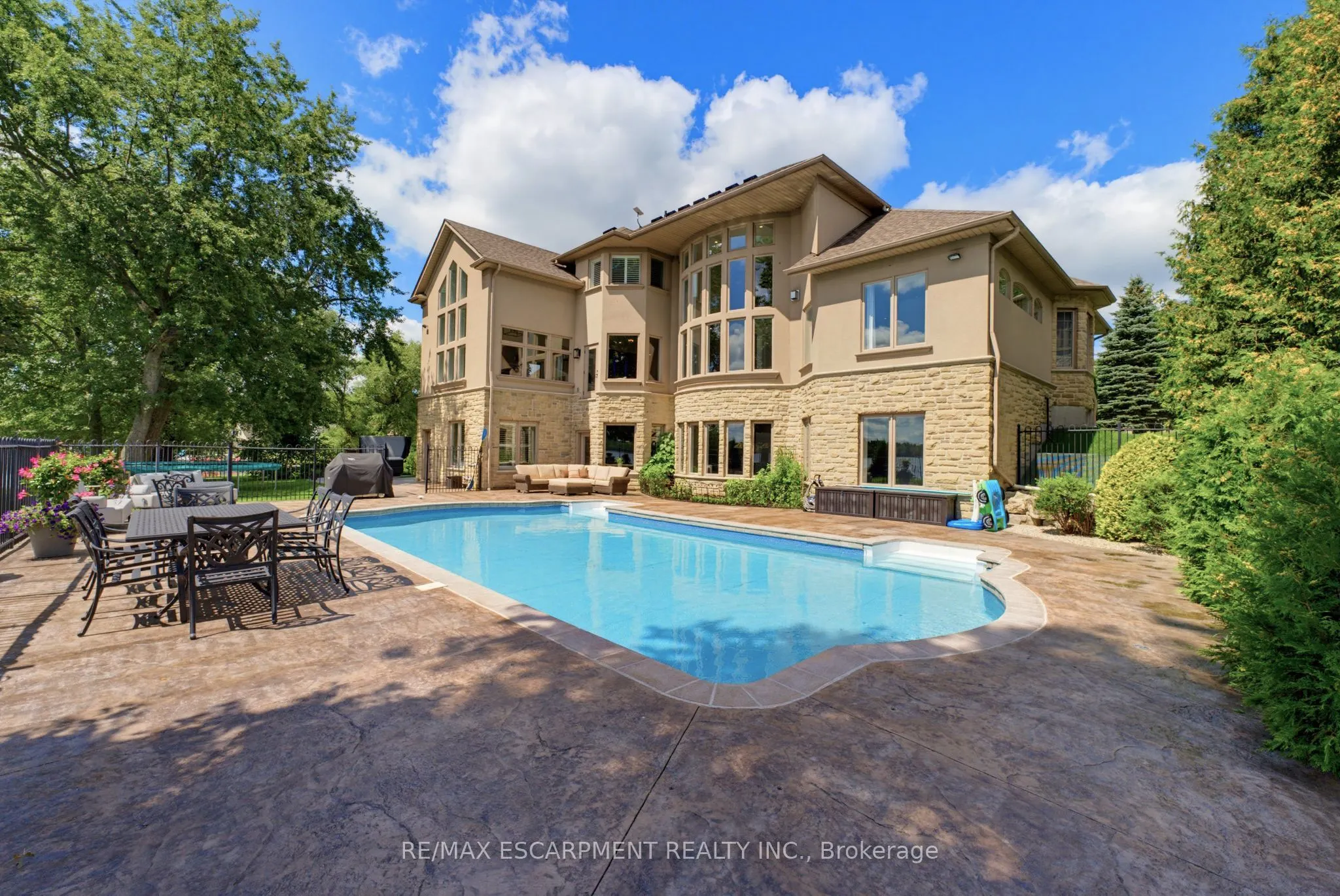46 Sandy Shore Boulevard