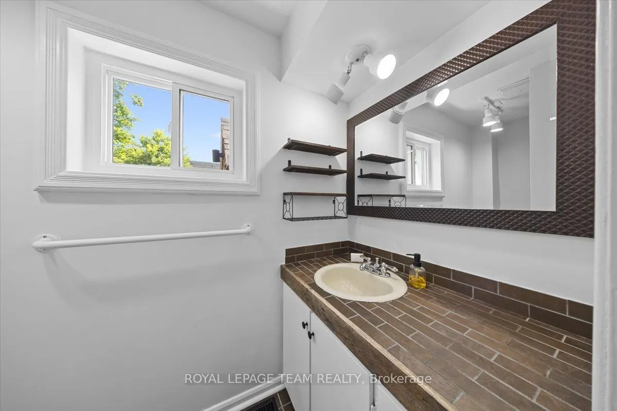 135 Upper Lorne Place