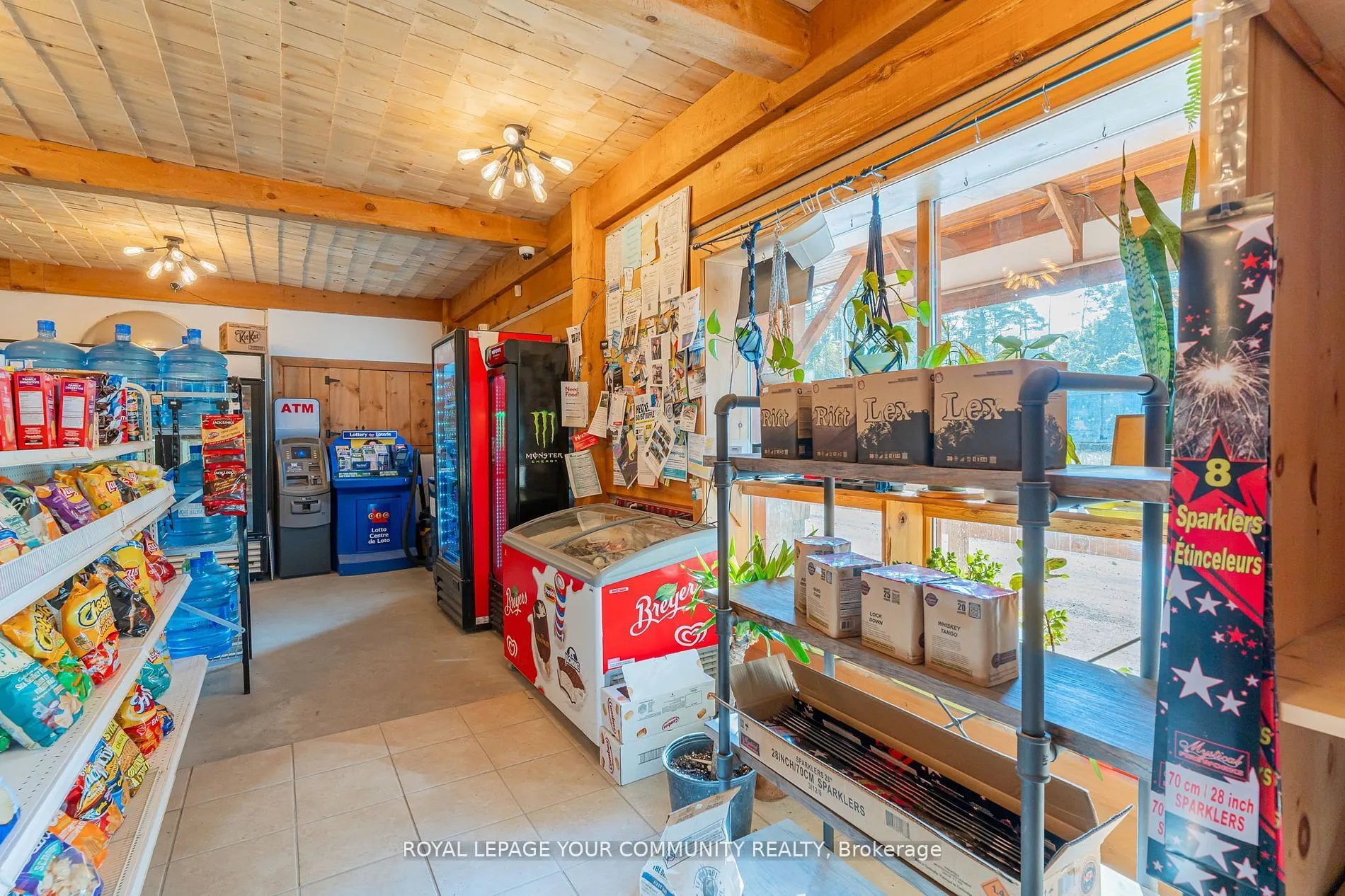 3895 Loop Road