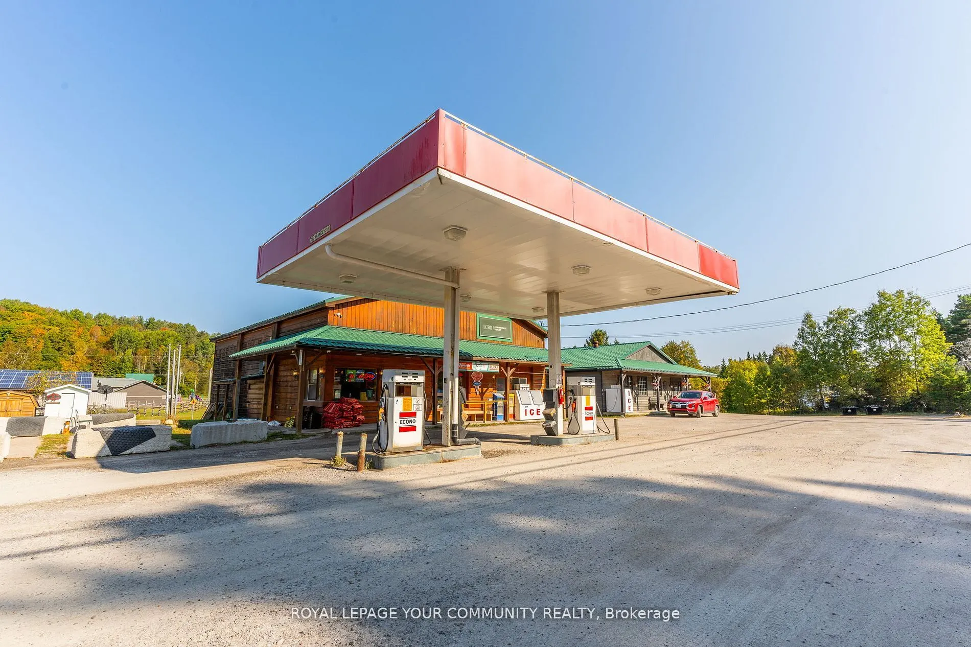 3895 Loop Road