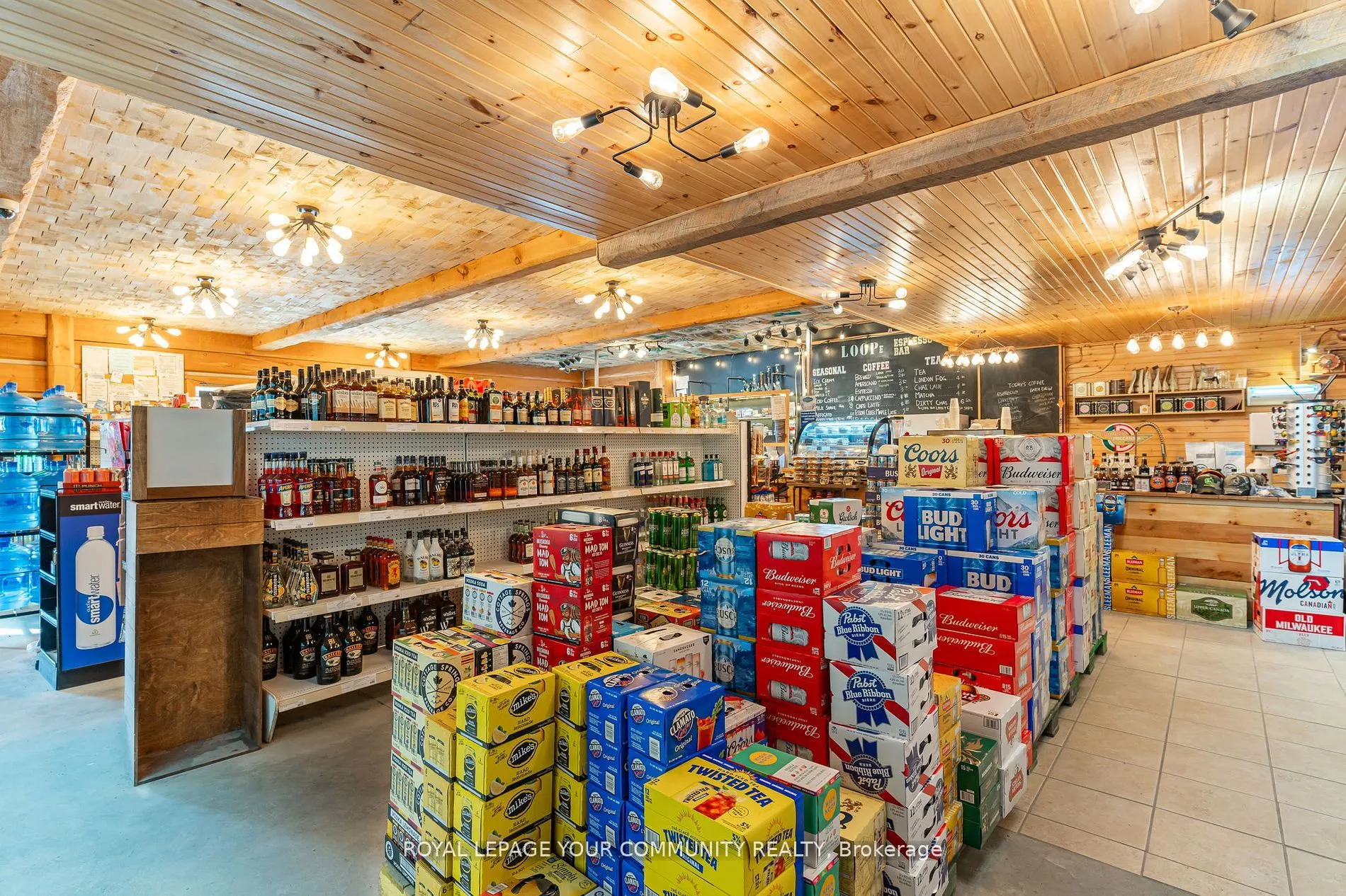 3895 Loop Road