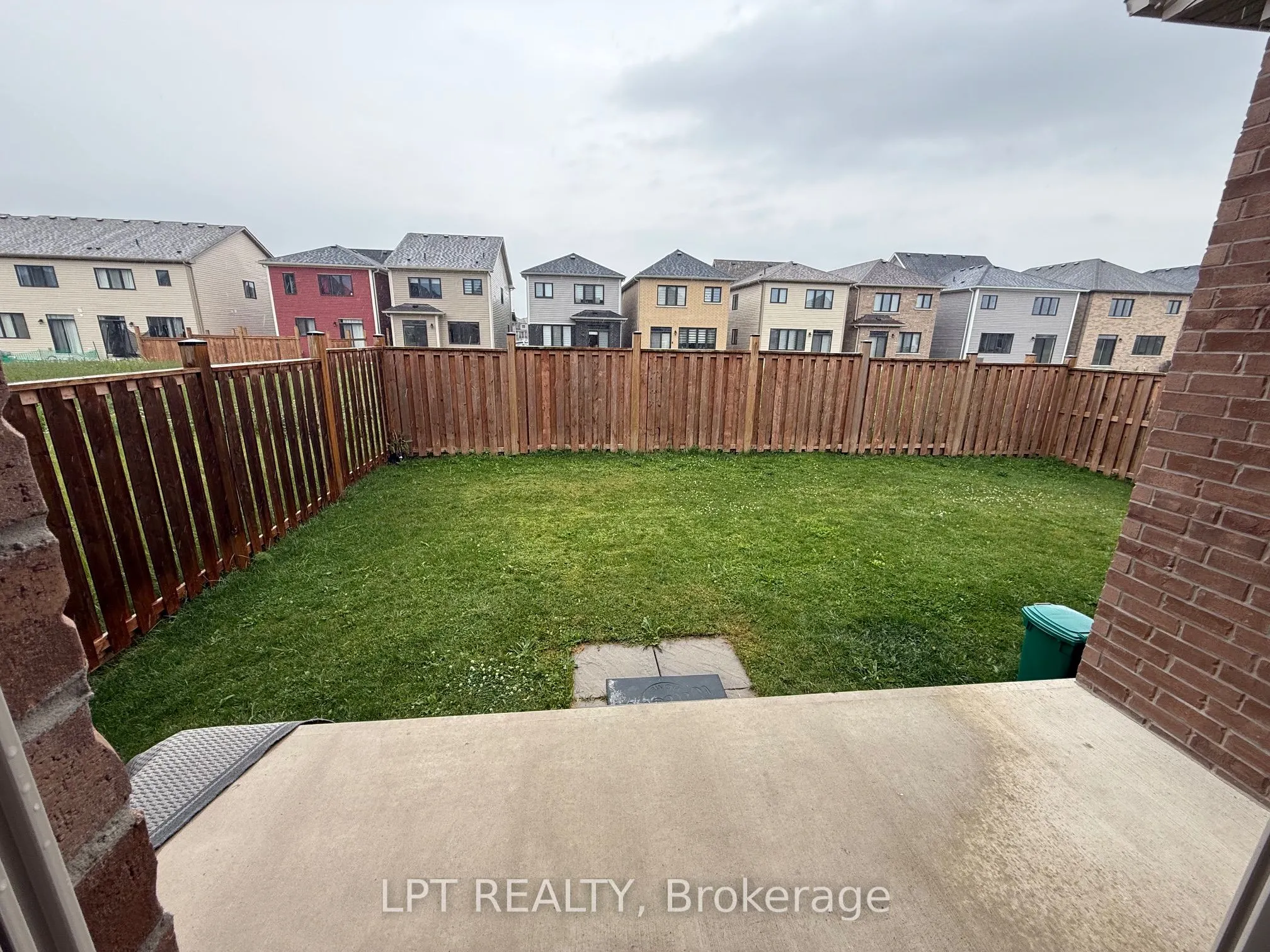 50 Spring Crest (Upper Unit) Way