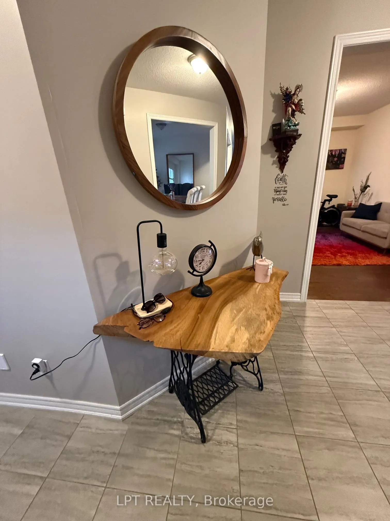 50 Spring Crest (Upper Unit) Way