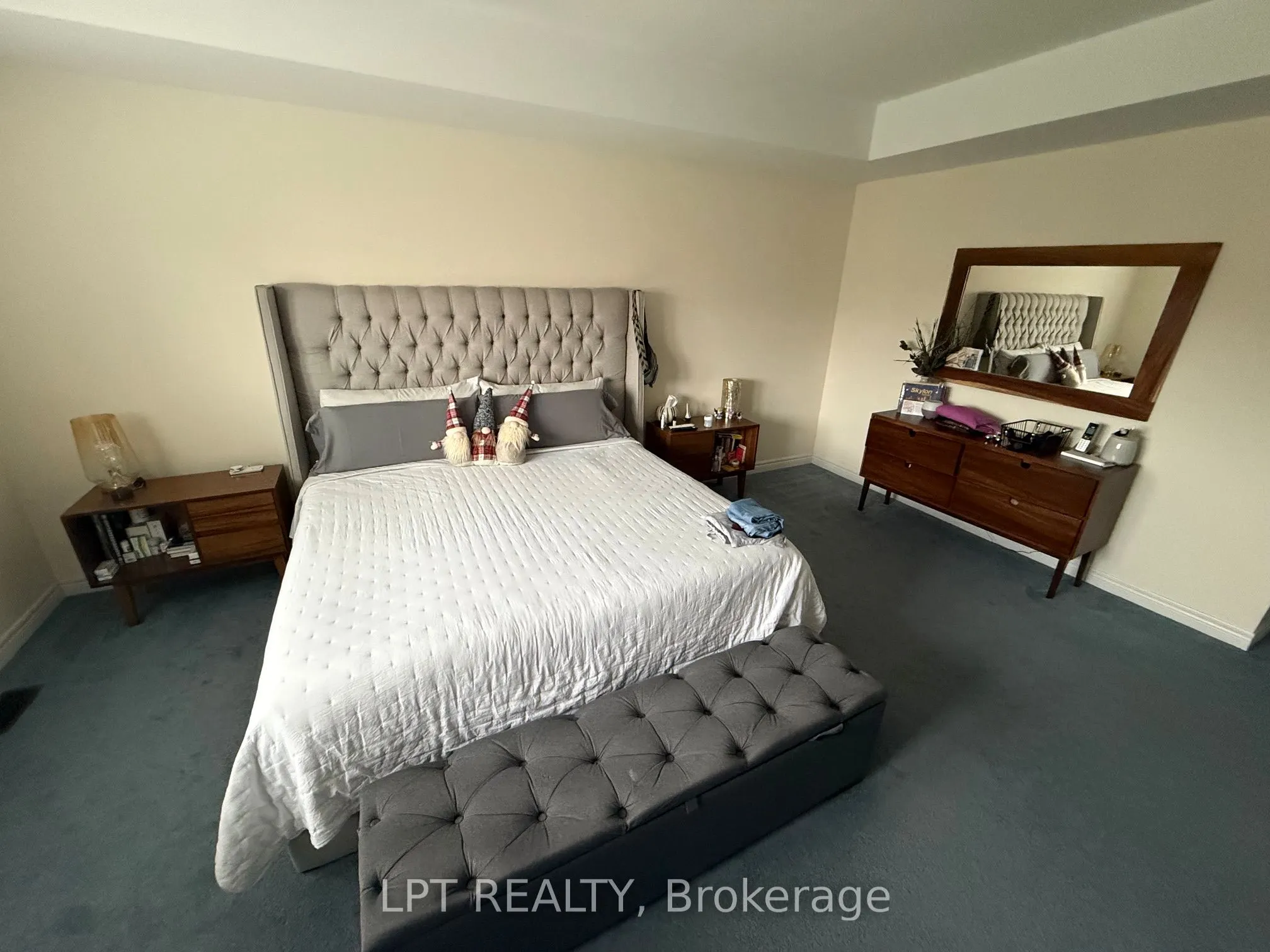 50 Spring Crest (Upper Unit) Way