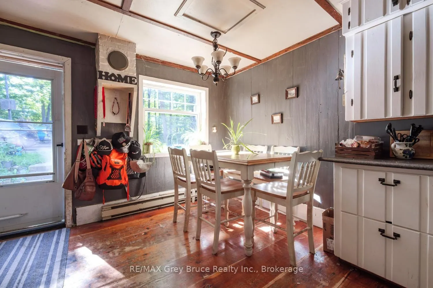 501306 Grey 1 Road