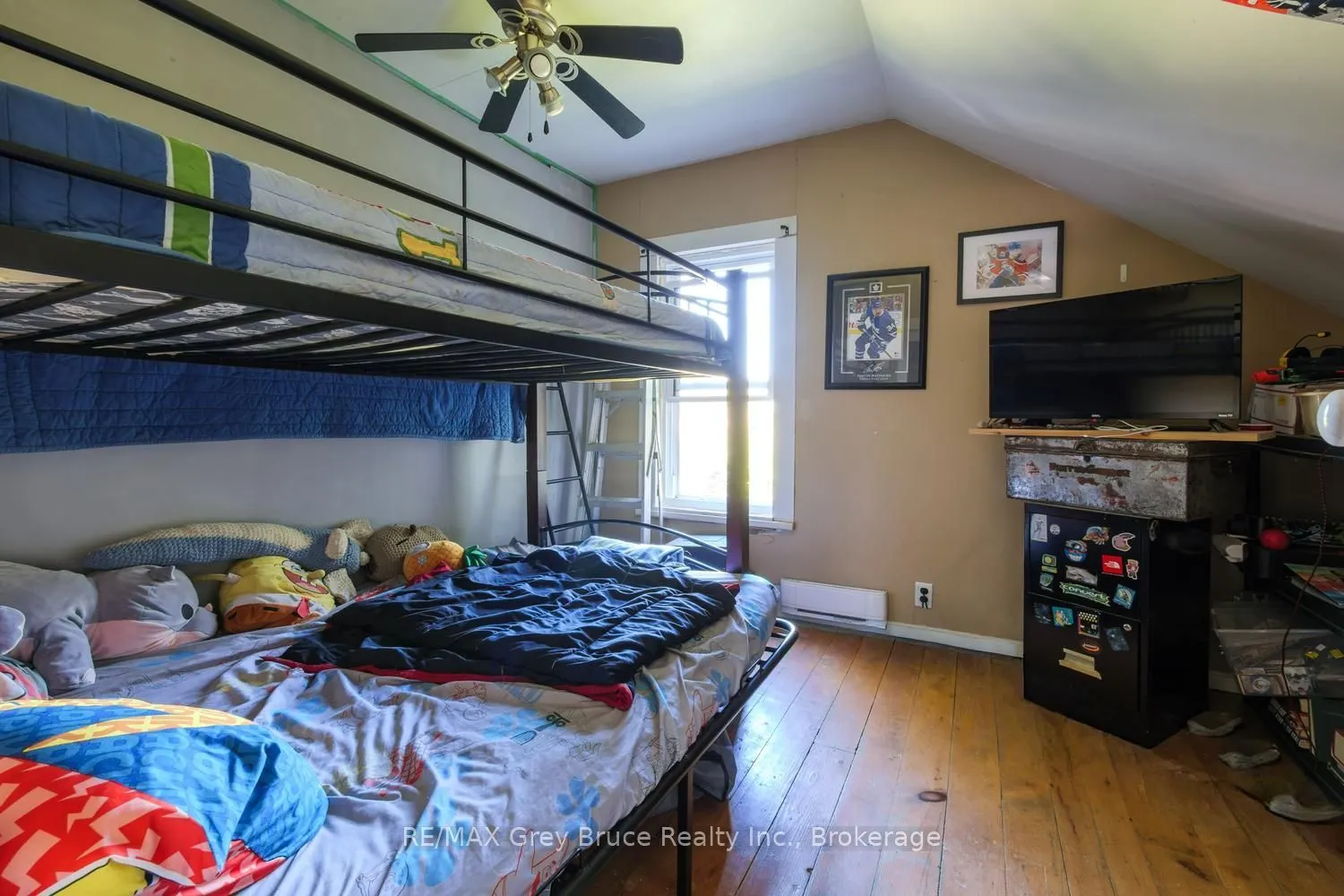 501306 Grey 1 Road