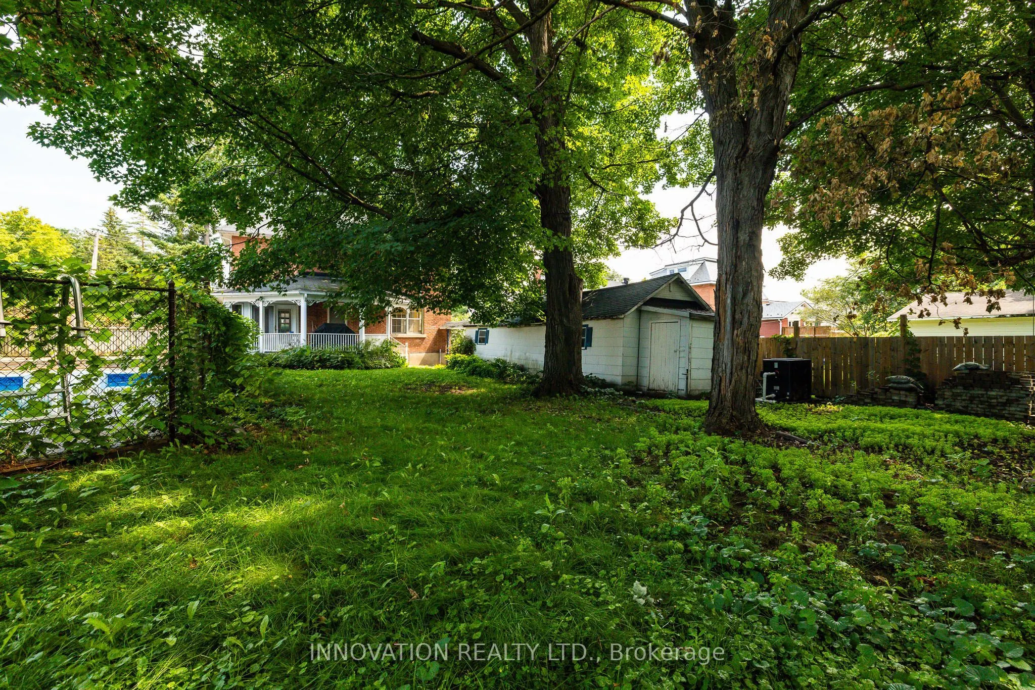262 Bell Street