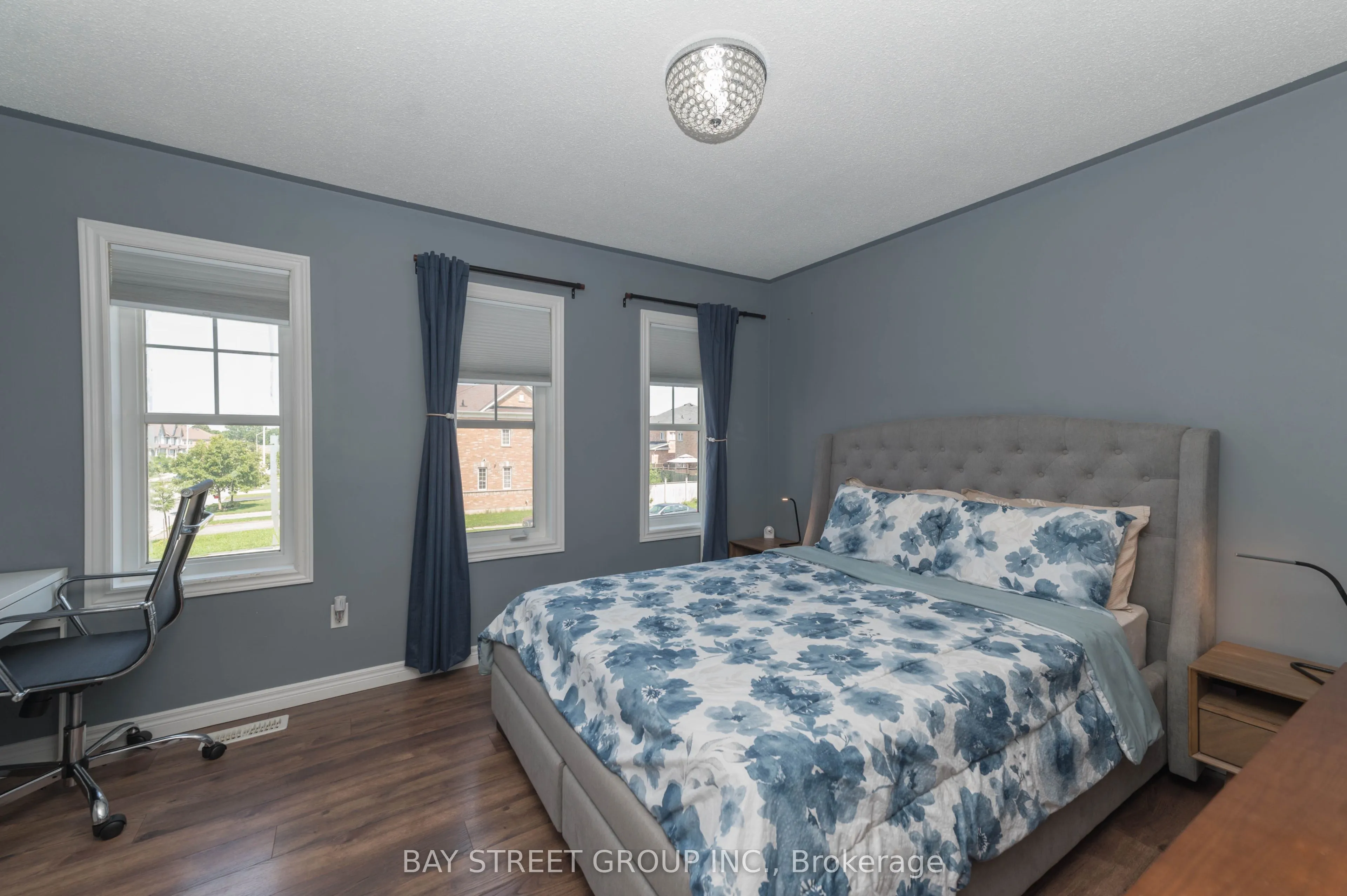 116 Winterberry Boulevard