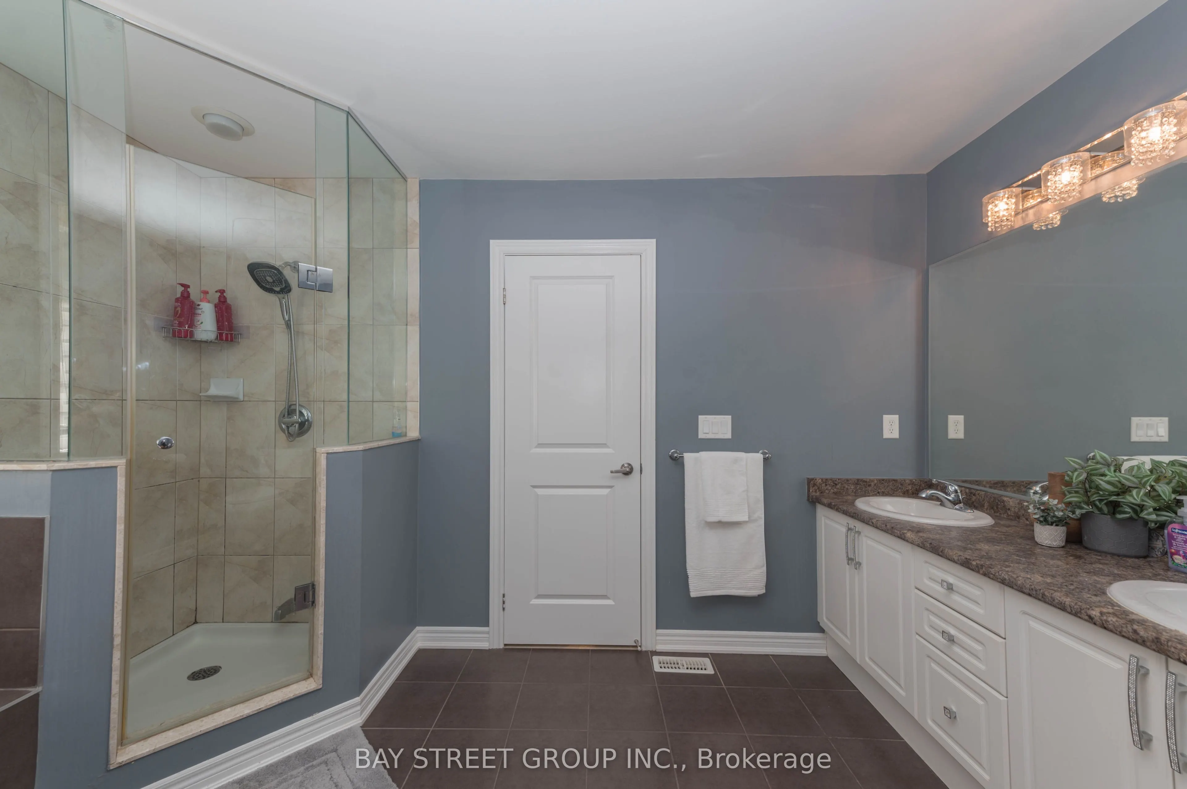 116 Winterberry Boulevard