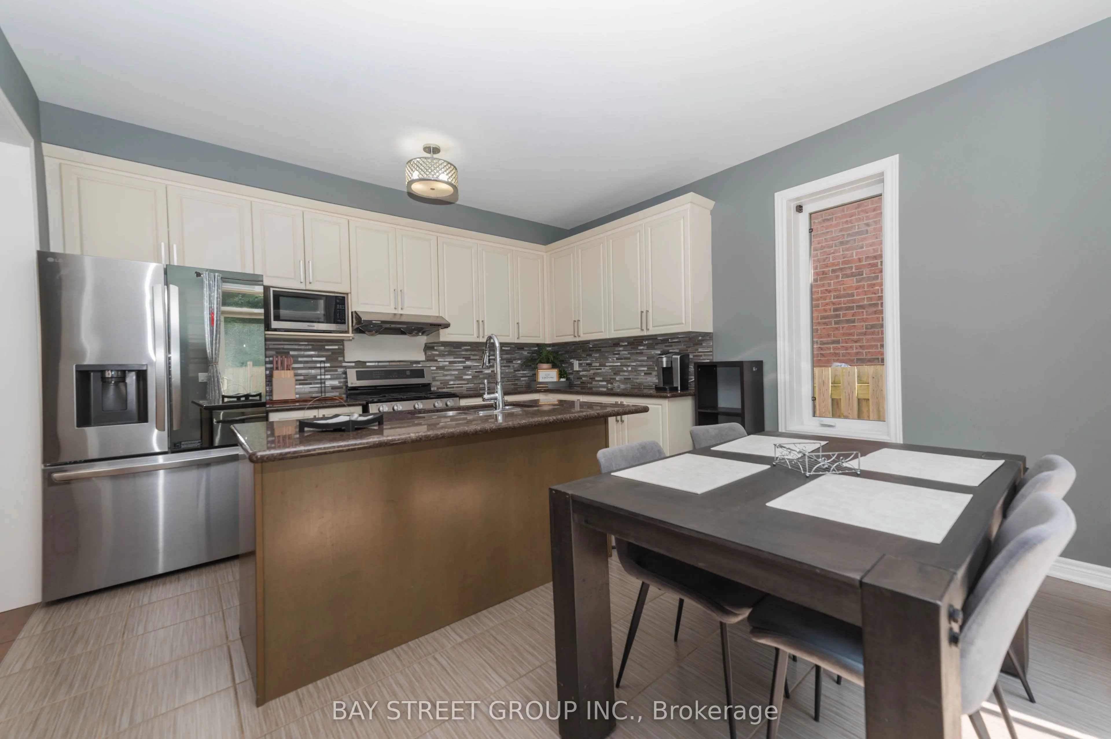 116 Winterberry Boulevard