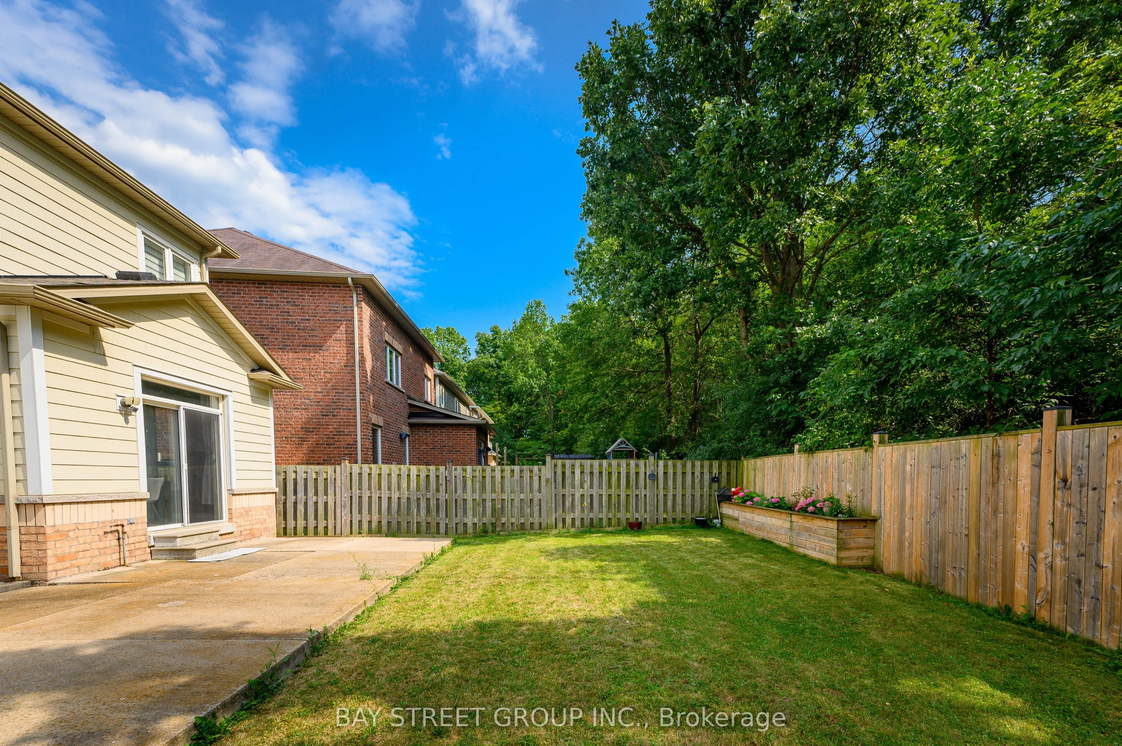 116 Winterberry Boulevard