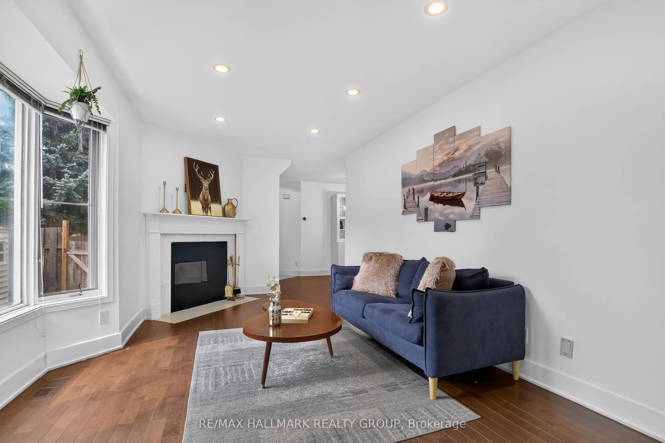 23 Whitegate Crescent