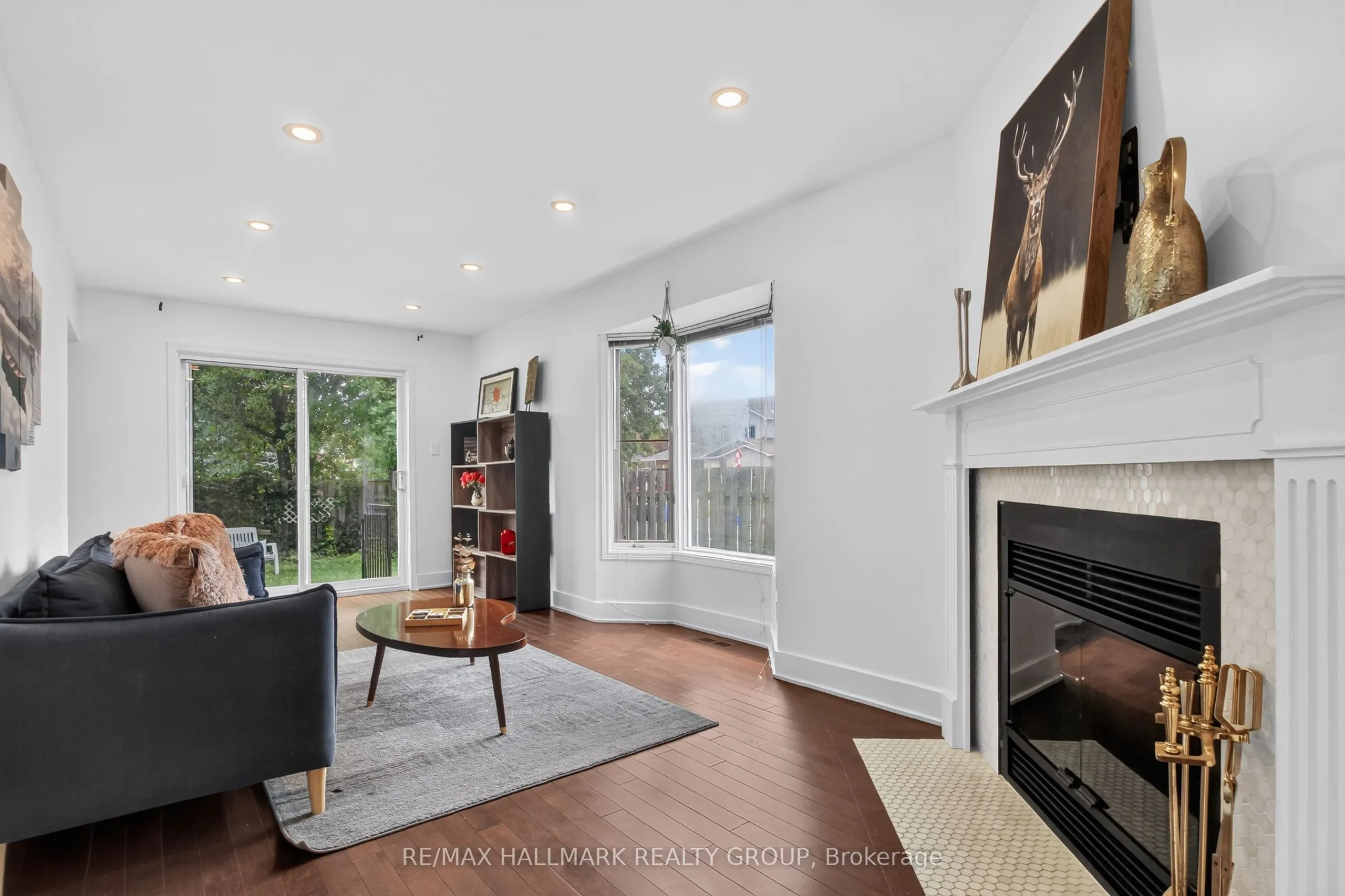 23 Whitegate Crescent