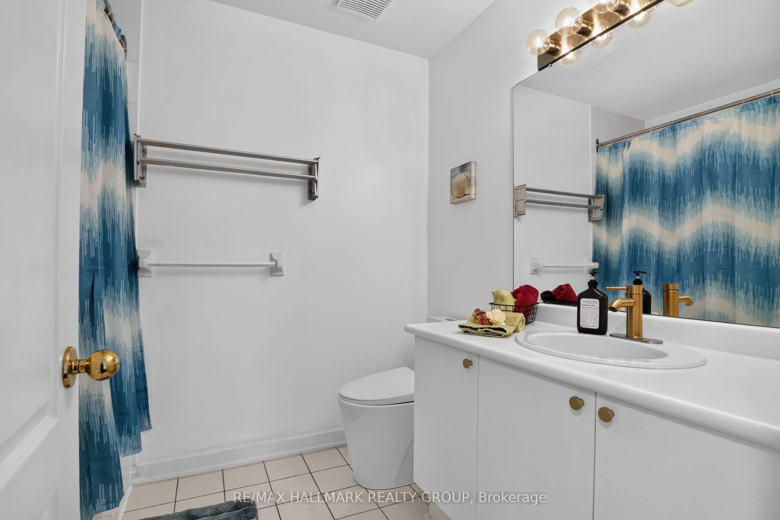 23 Whitegate Crescent