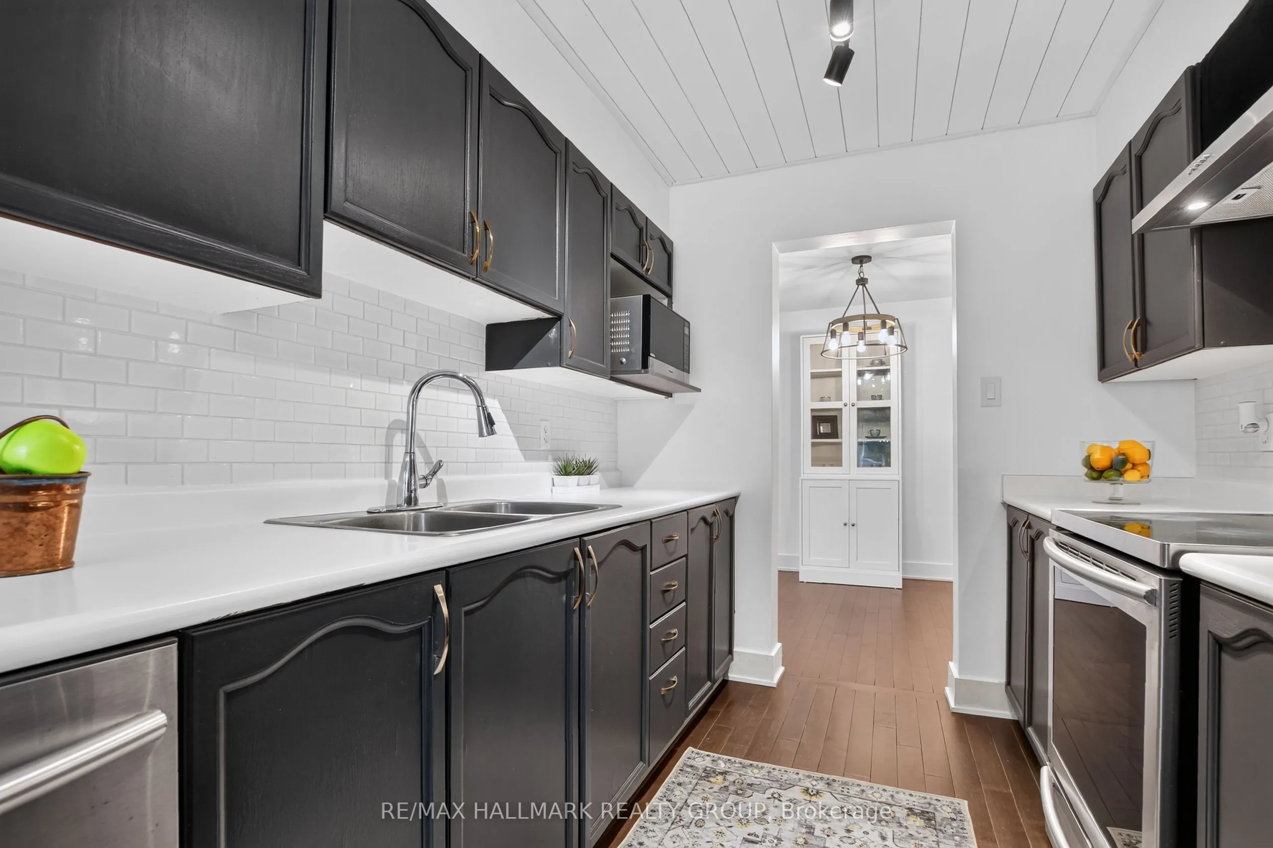 23 Whitegate Crescent
