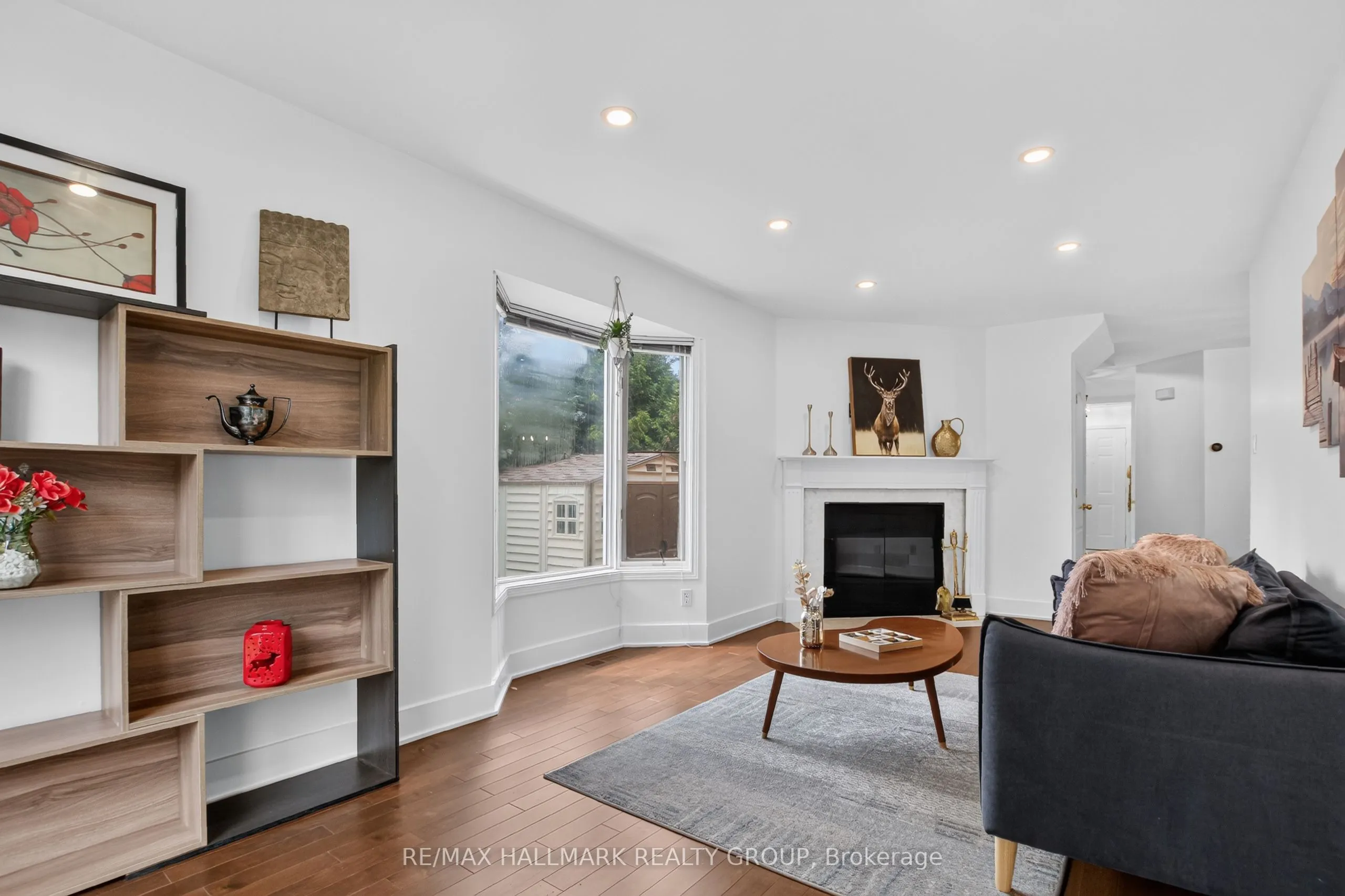 23 Whitegate Crescent