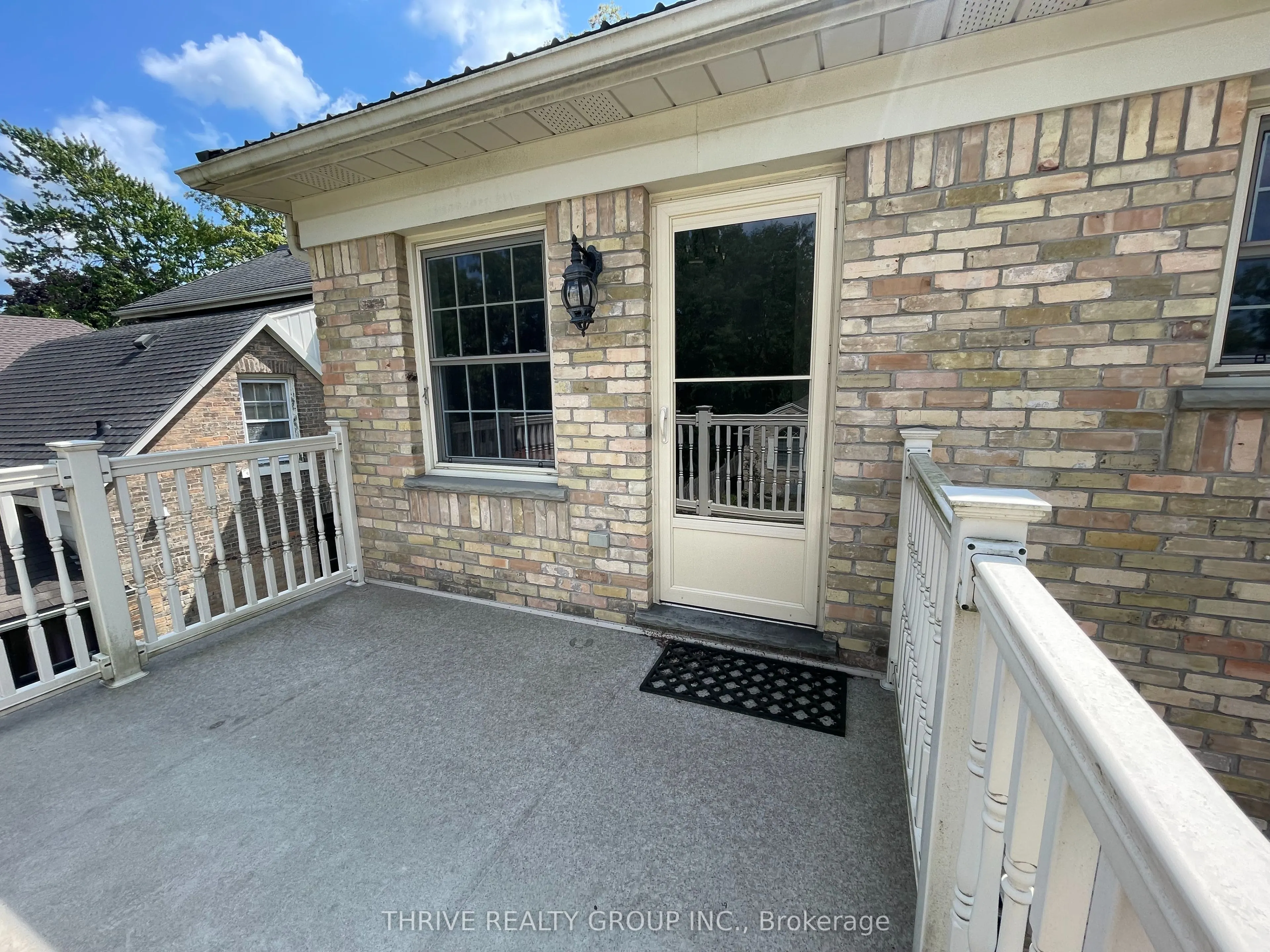 199 Talbot Street W #D