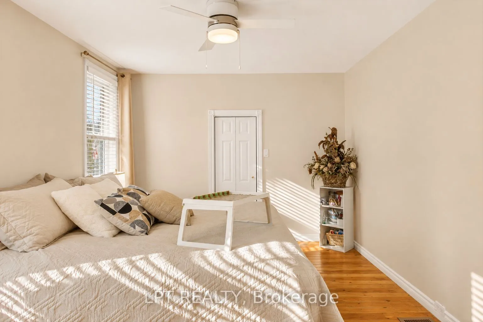 3472 Monck Road