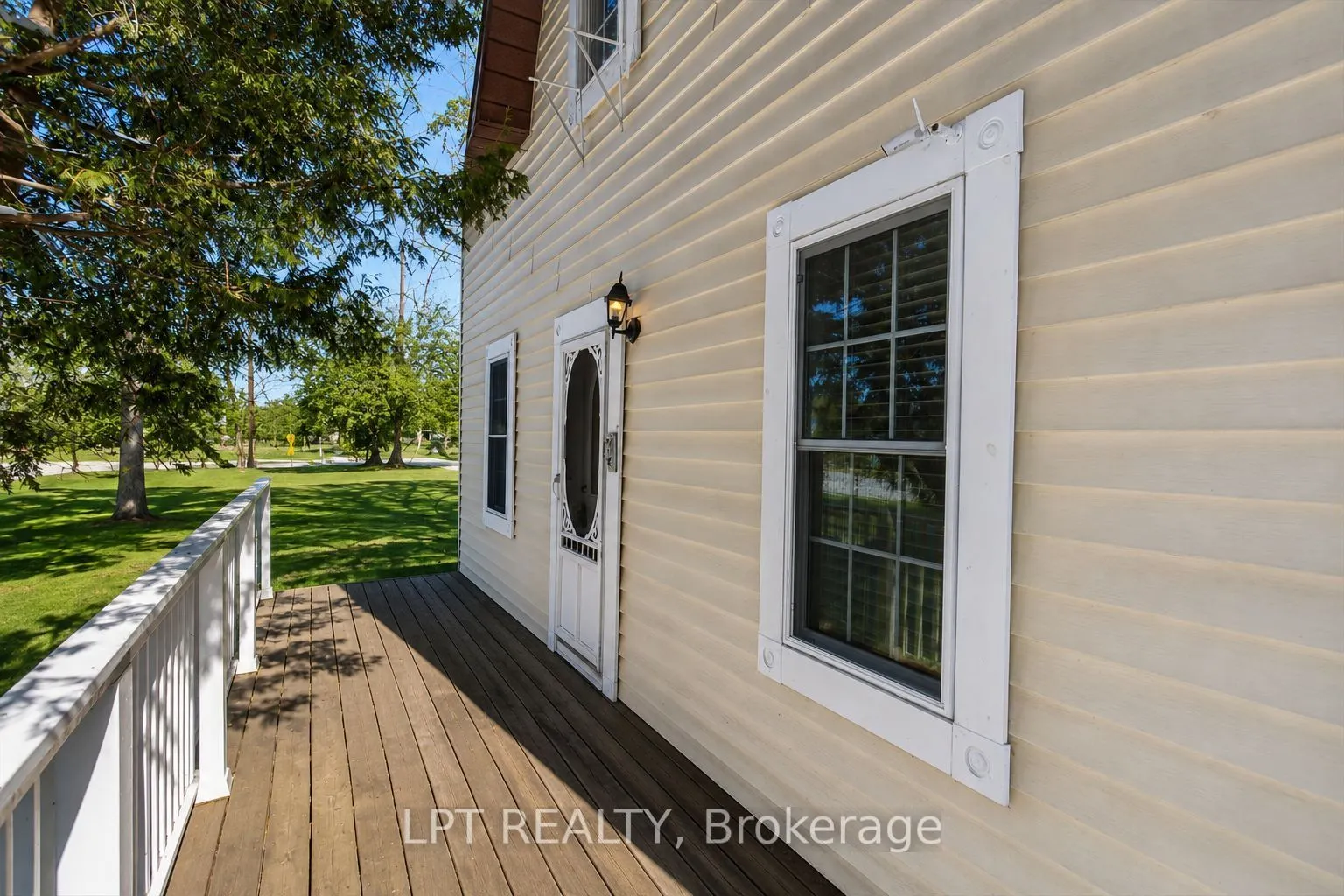 3472 Monck Road