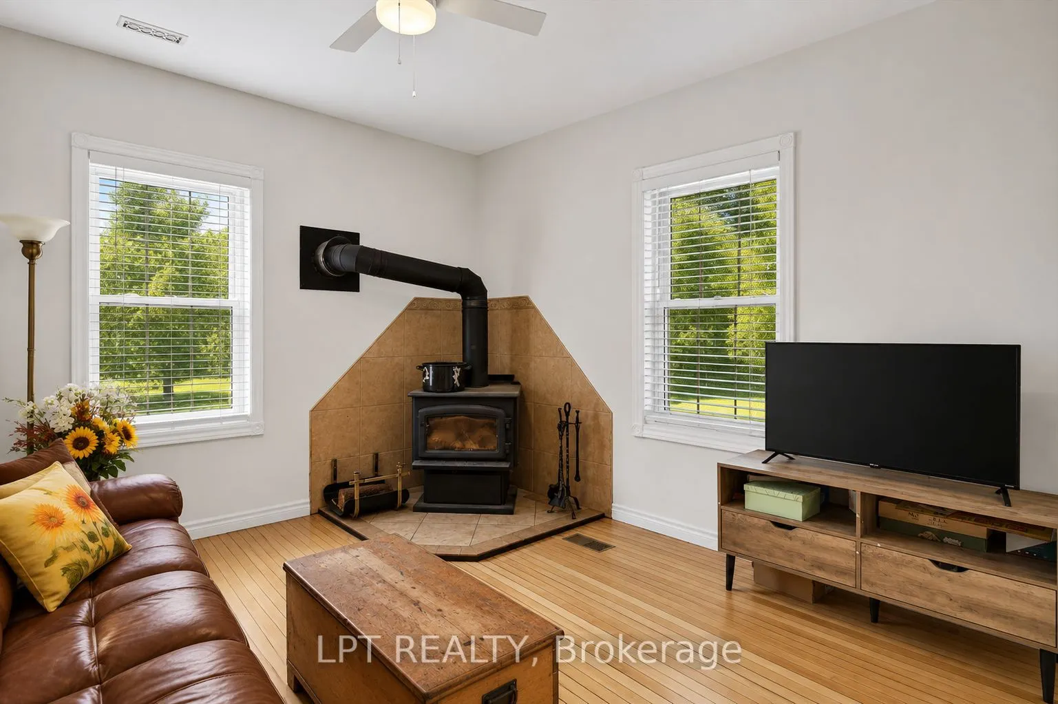 3472 Monck Road