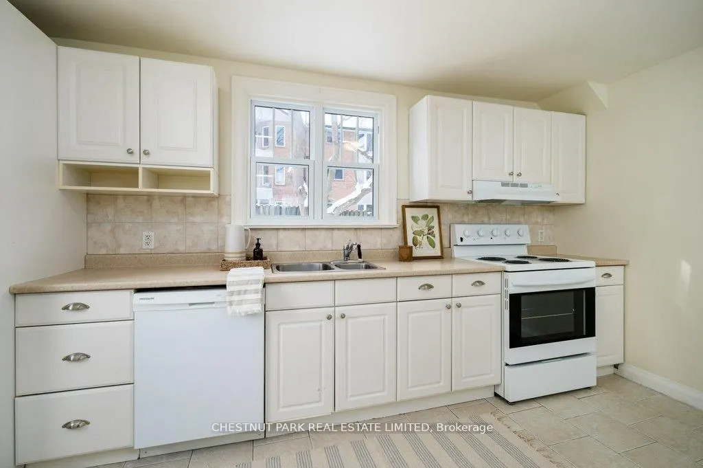 31-33 Washburn Street