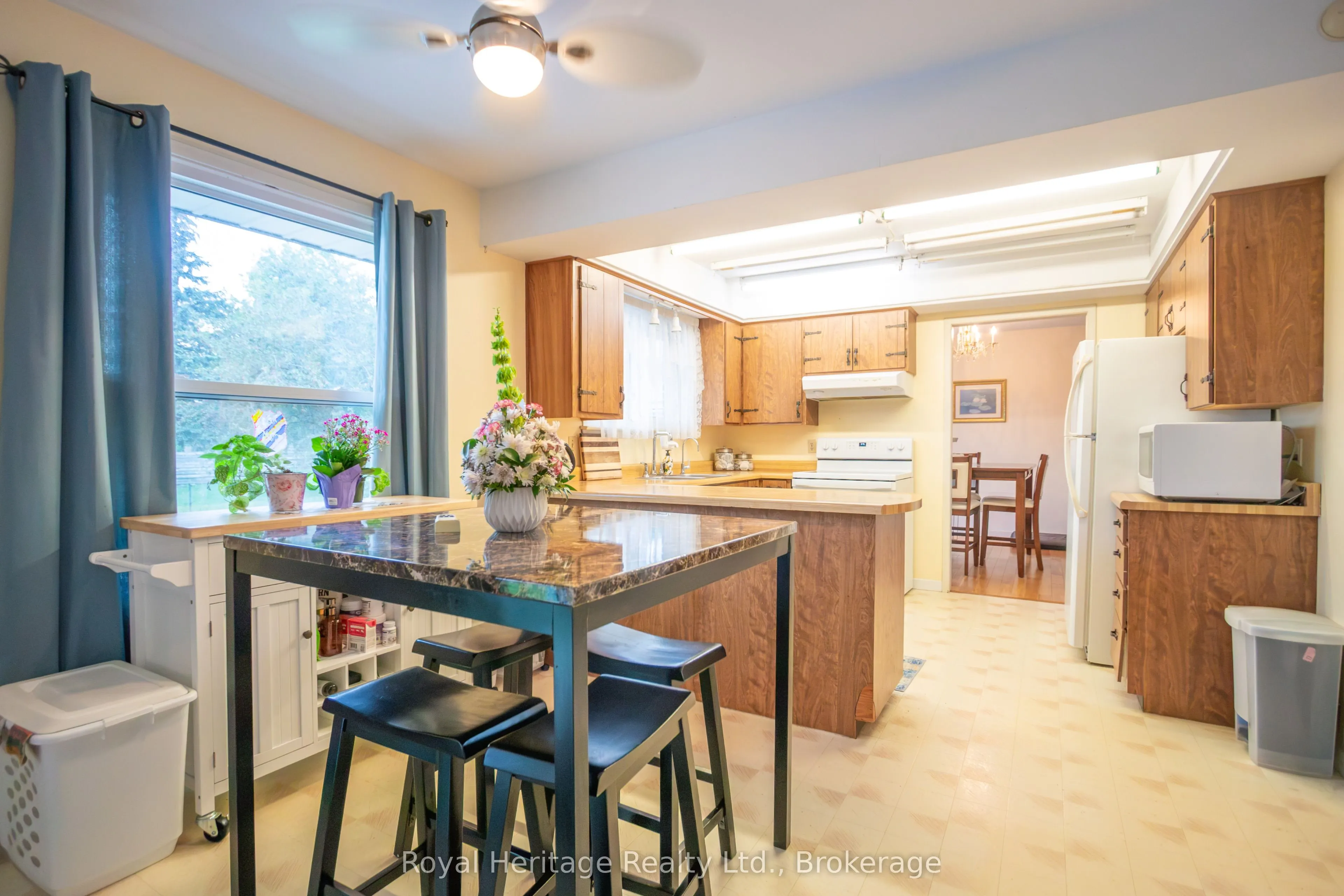 36 RIVERVIEW Road