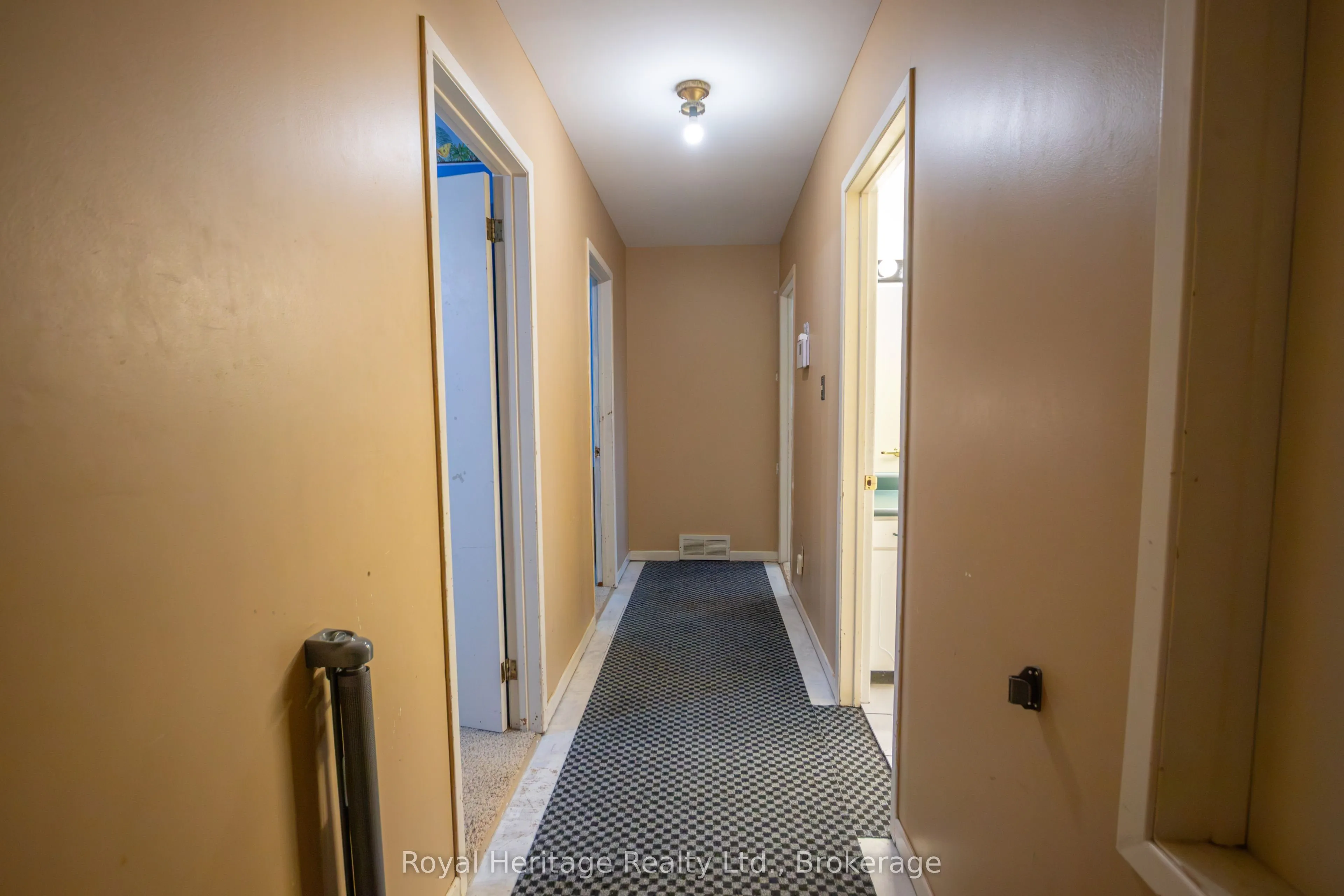 36 RIVERVIEW Road
