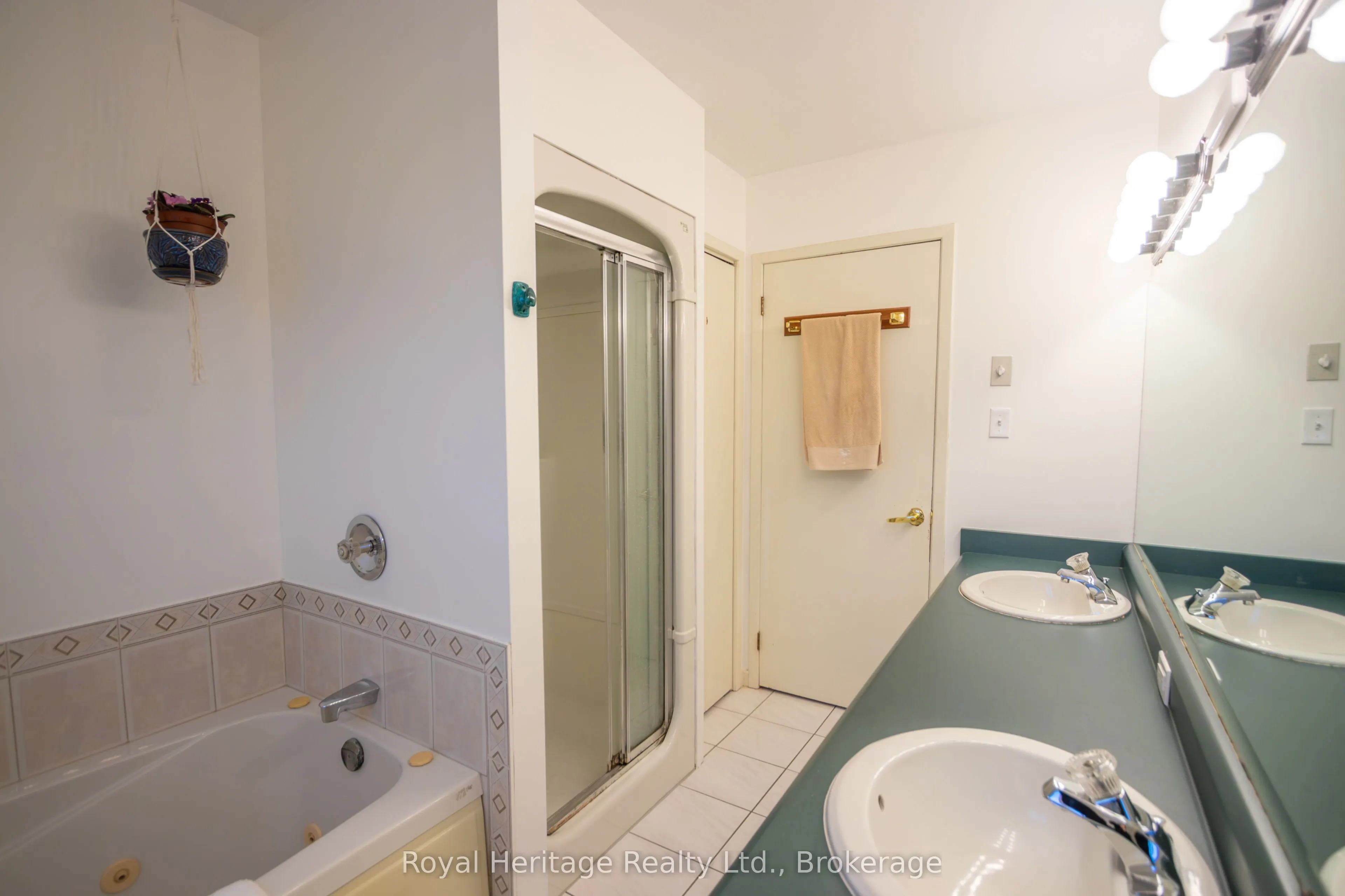 36 RIVERVIEW Road
