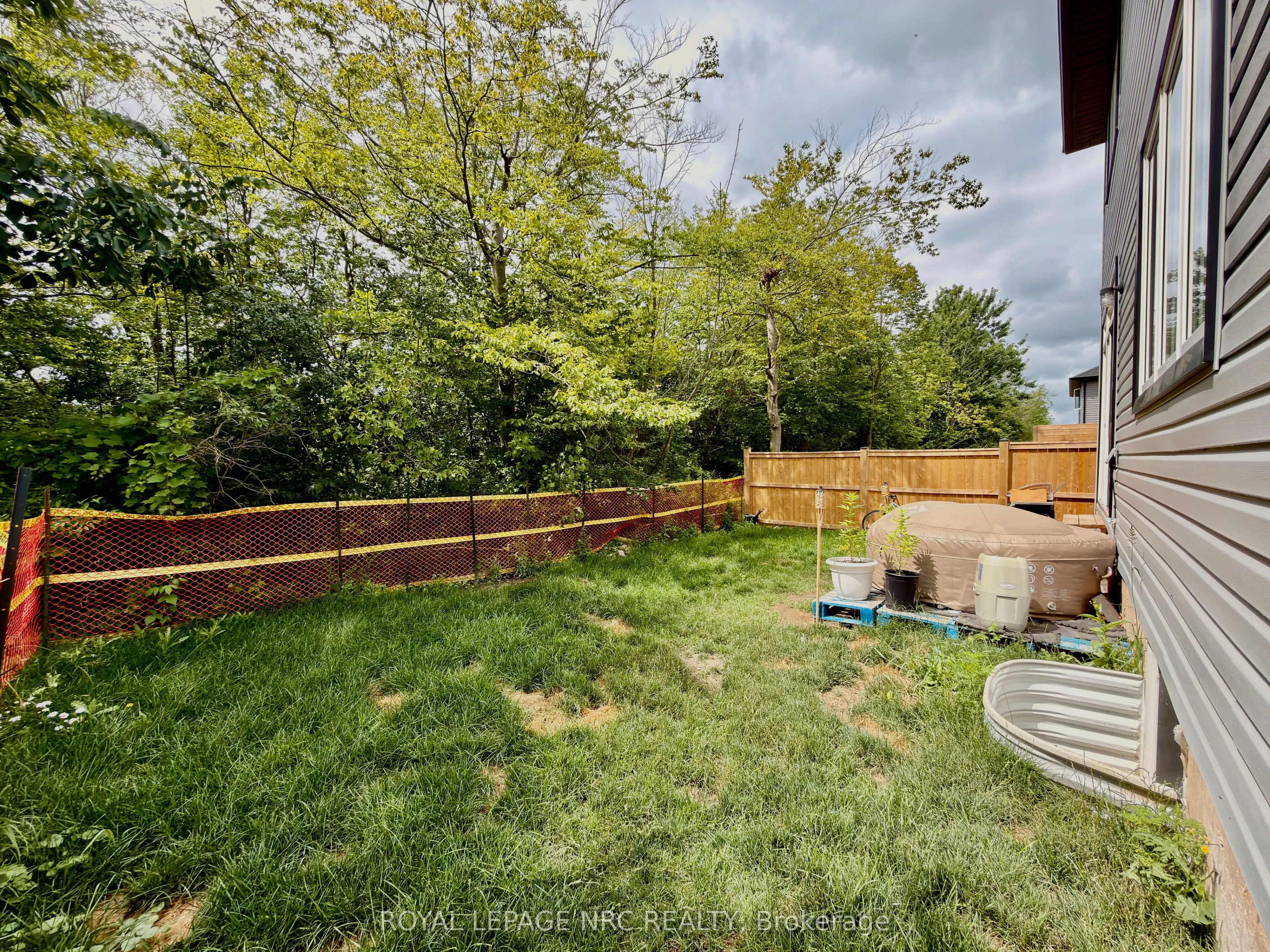 196 Hodgkins Avenue
