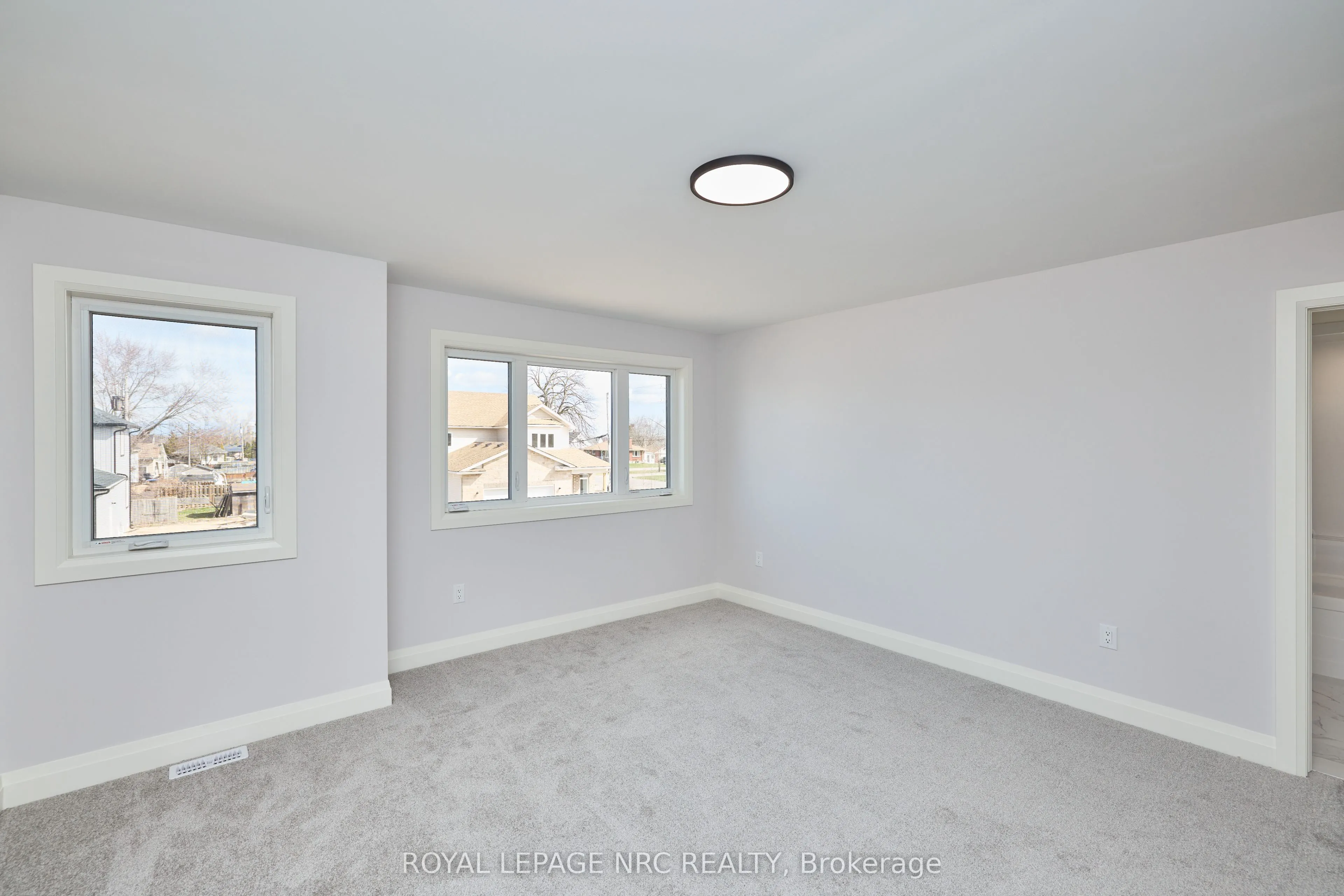 196 Hodgkins Avenue