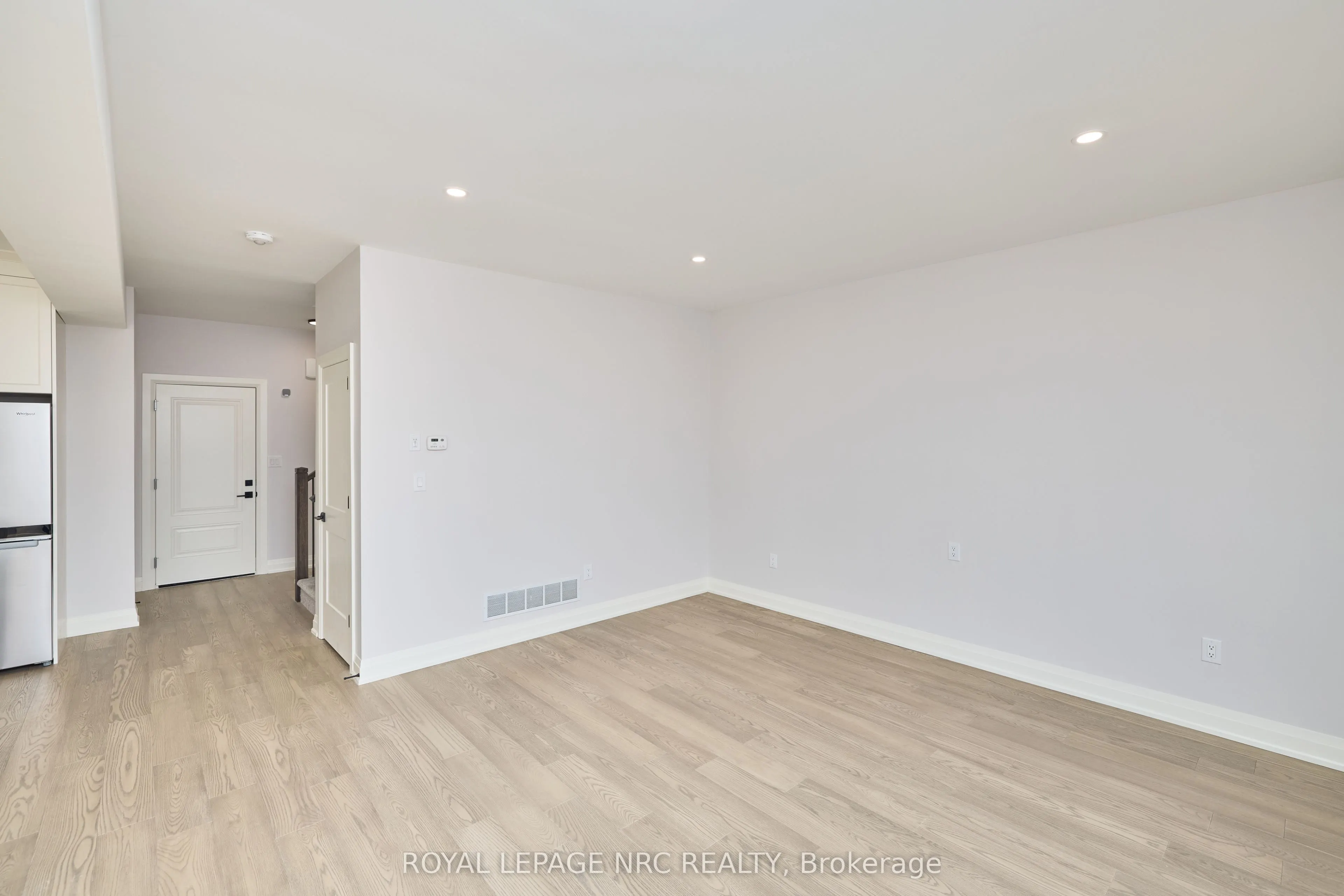 196 Hodgkins Avenue
