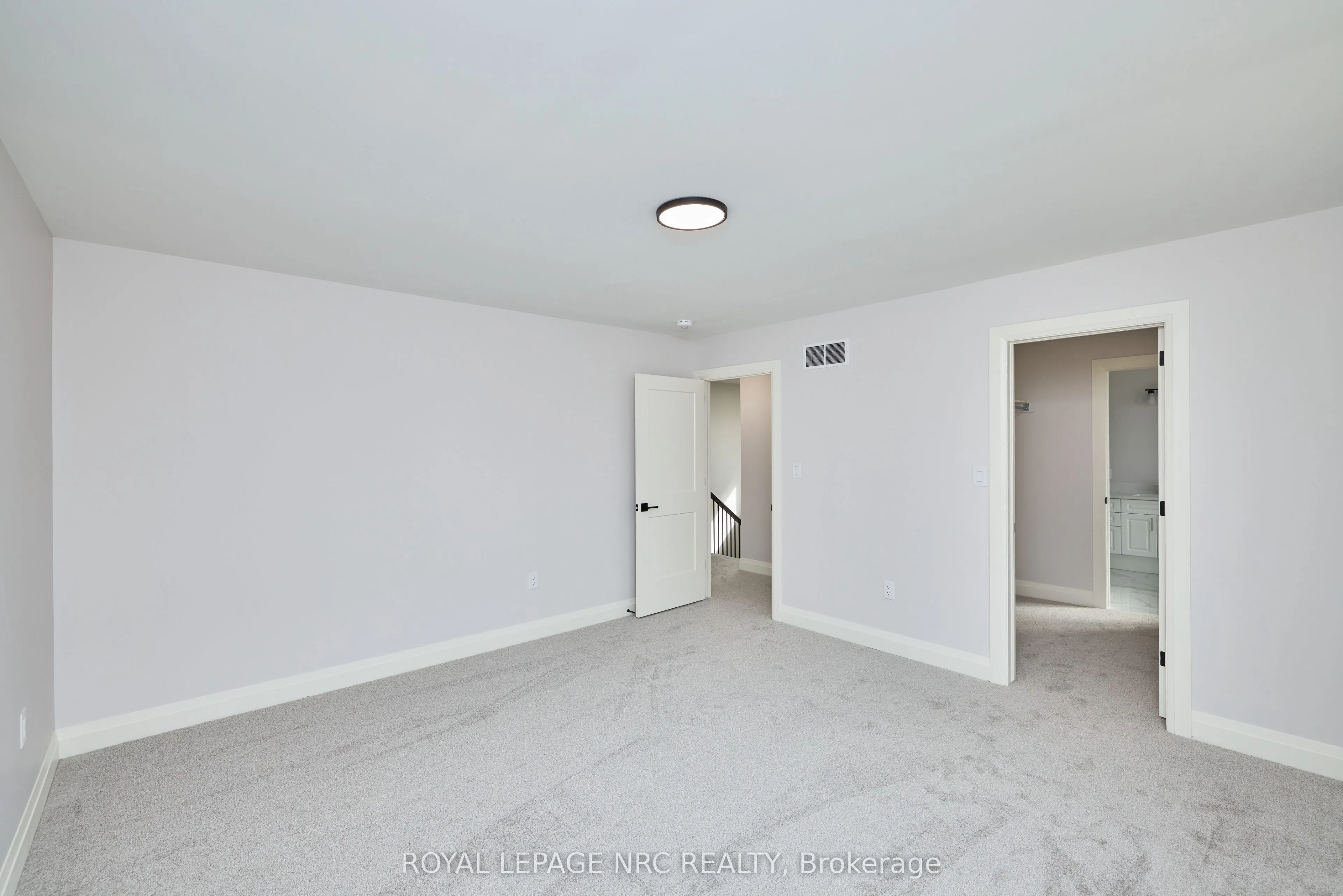 196 Hodgkins Avenue