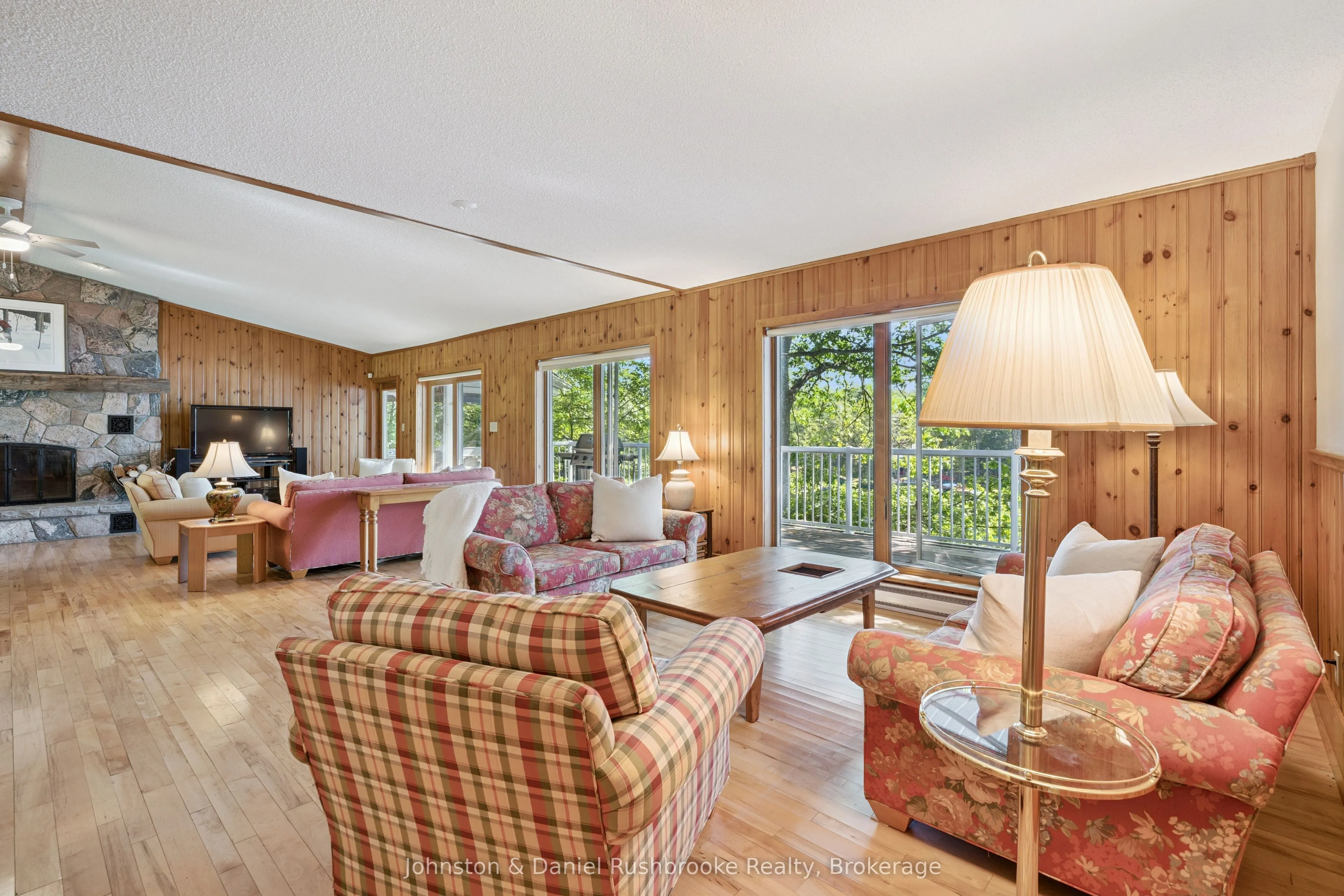 1041 Ann Street #4