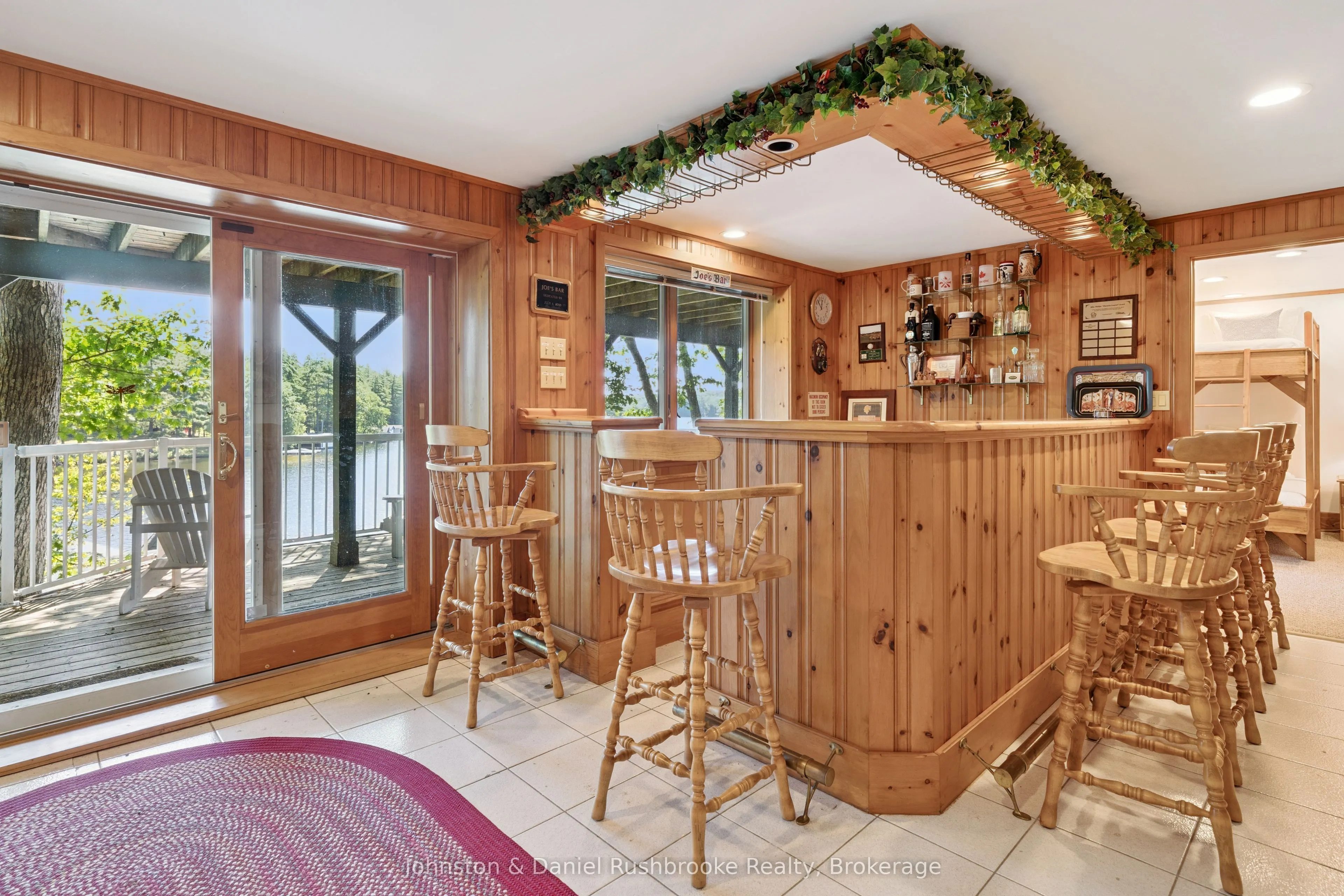 1041 Ann Street #4