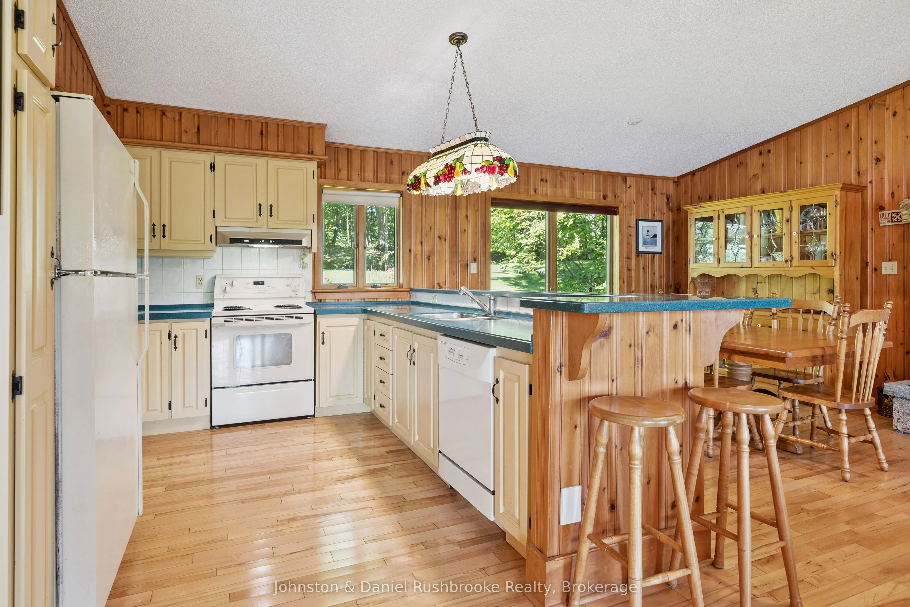 1041 Ann Street #4