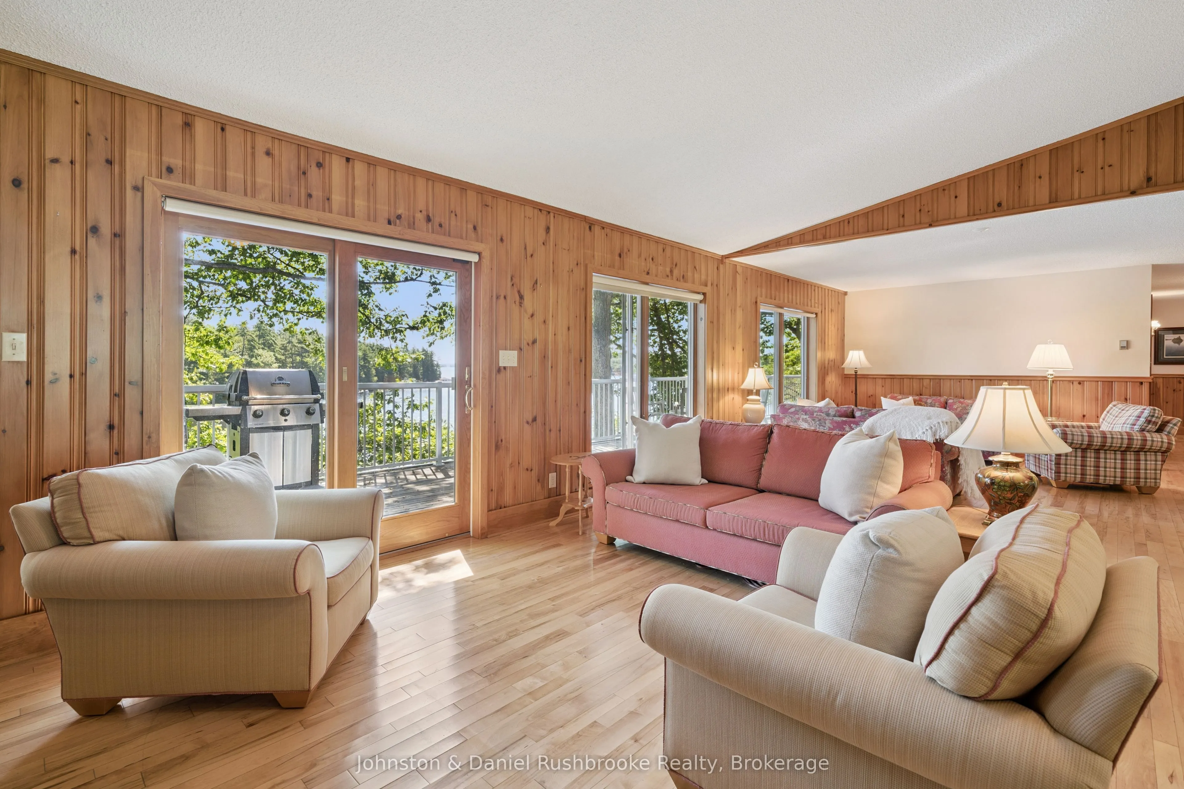 1041 Ann Street #4
