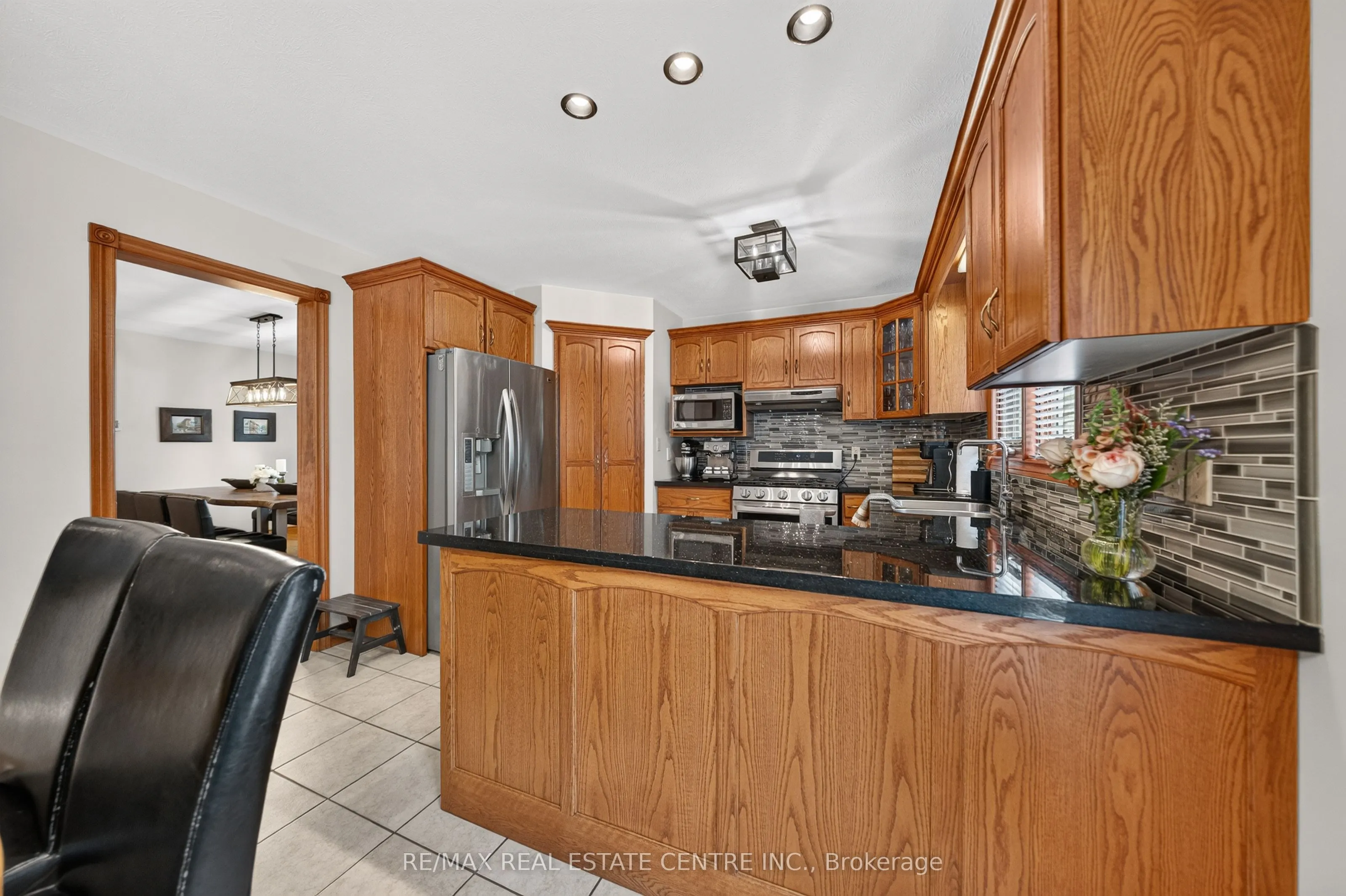 52 Archwood Crescent