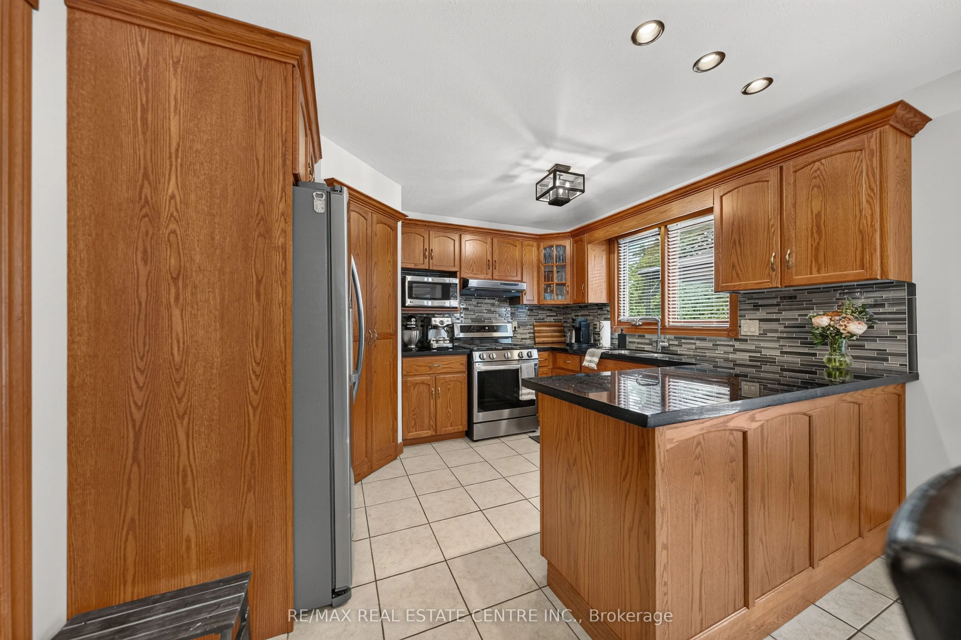 52 Archwood Crescent