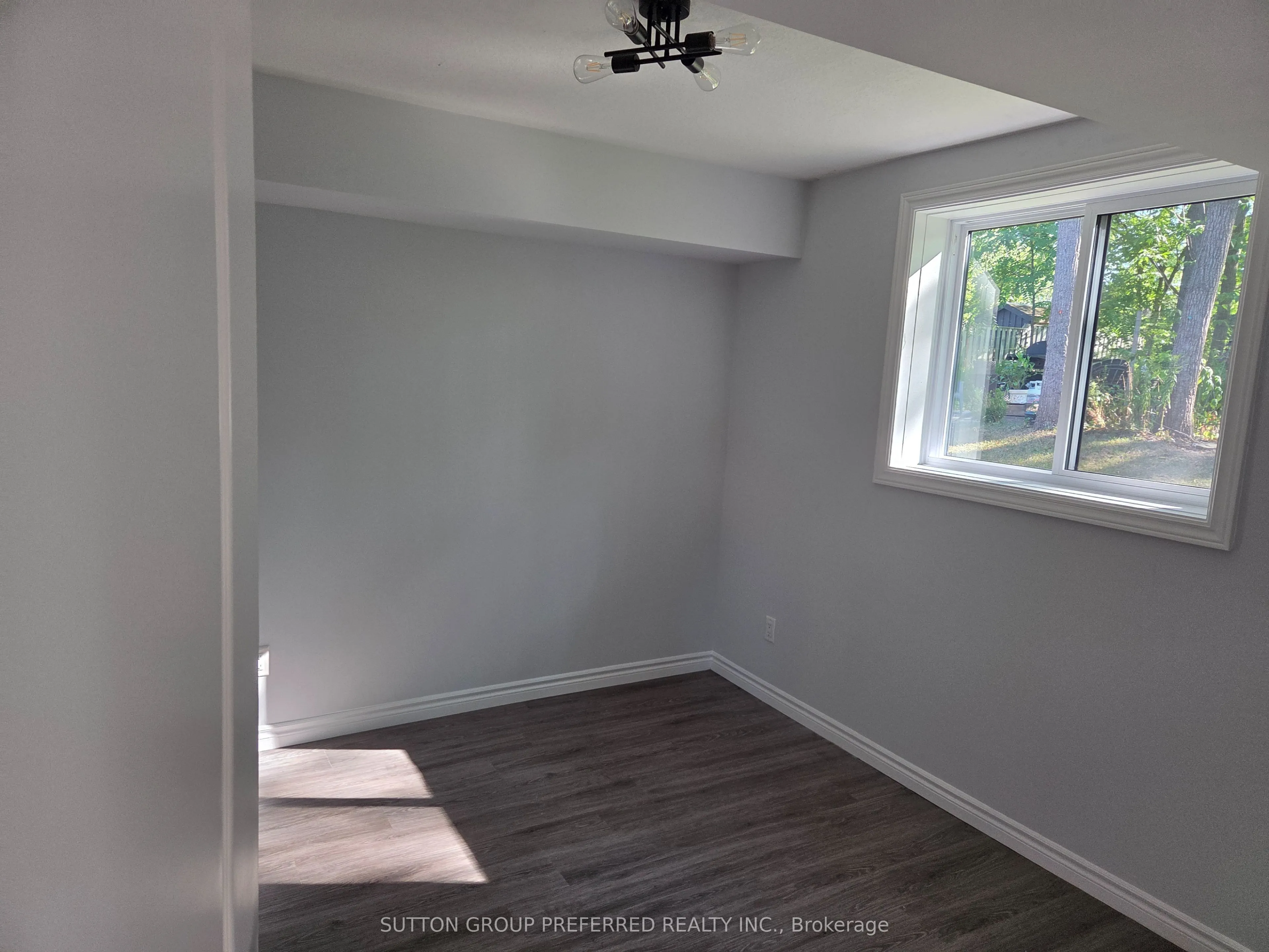34 Bain Street #3