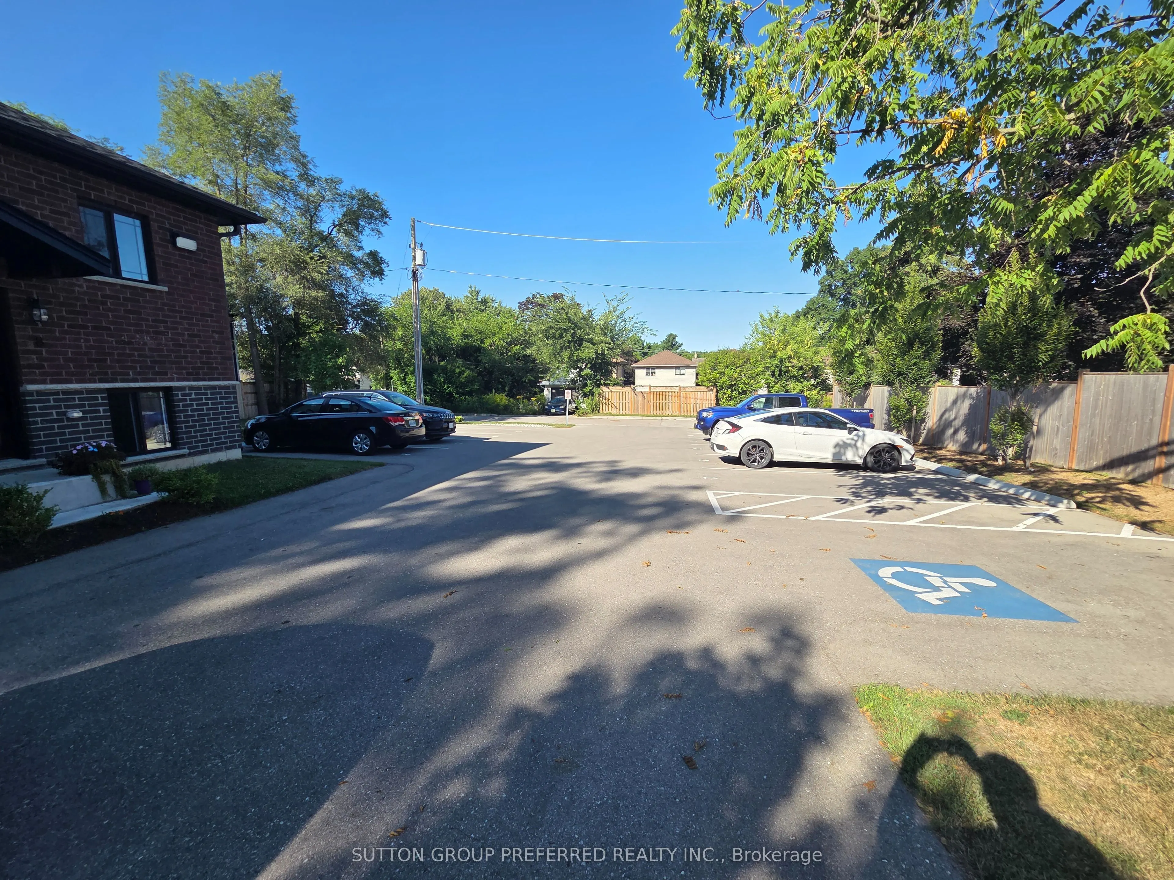 34 Bain Street #3