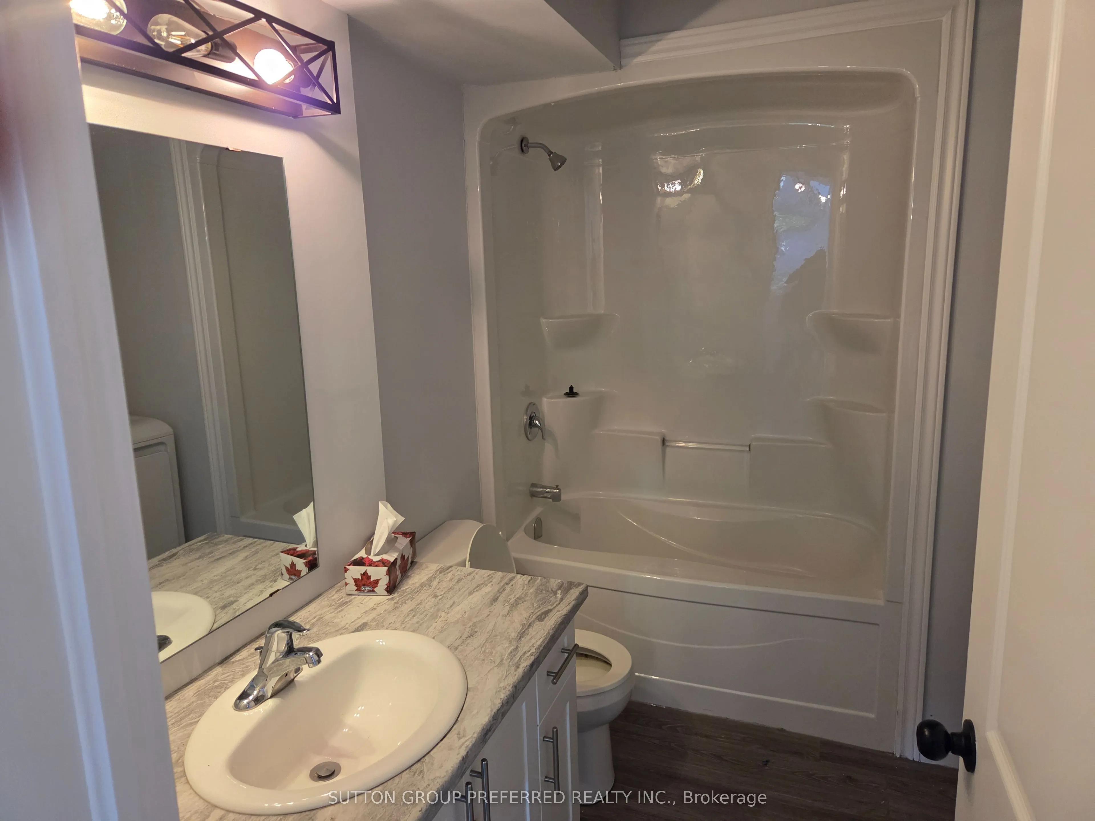 34 Bain Street #3